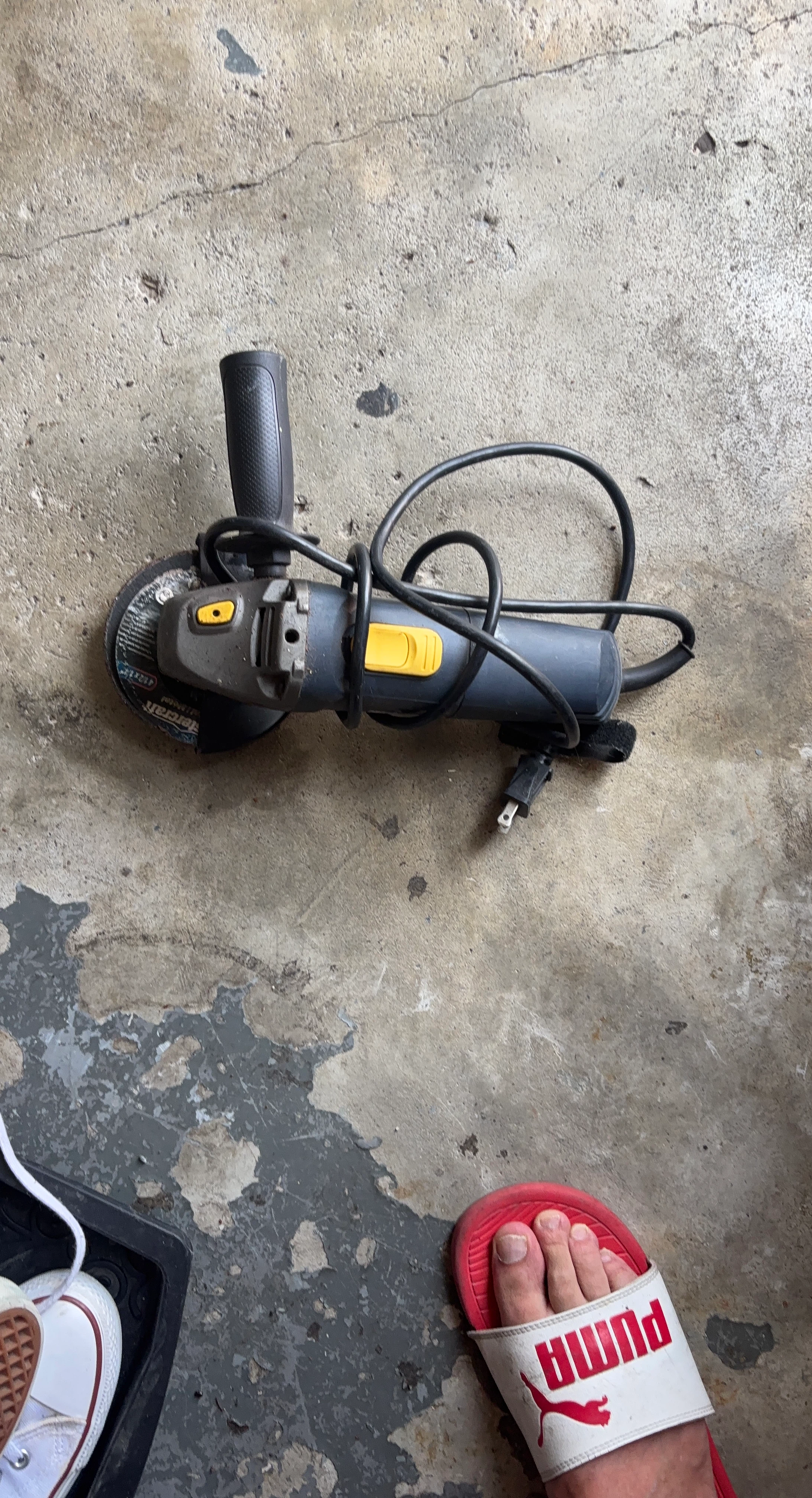 Mastercraft Angle Grinder