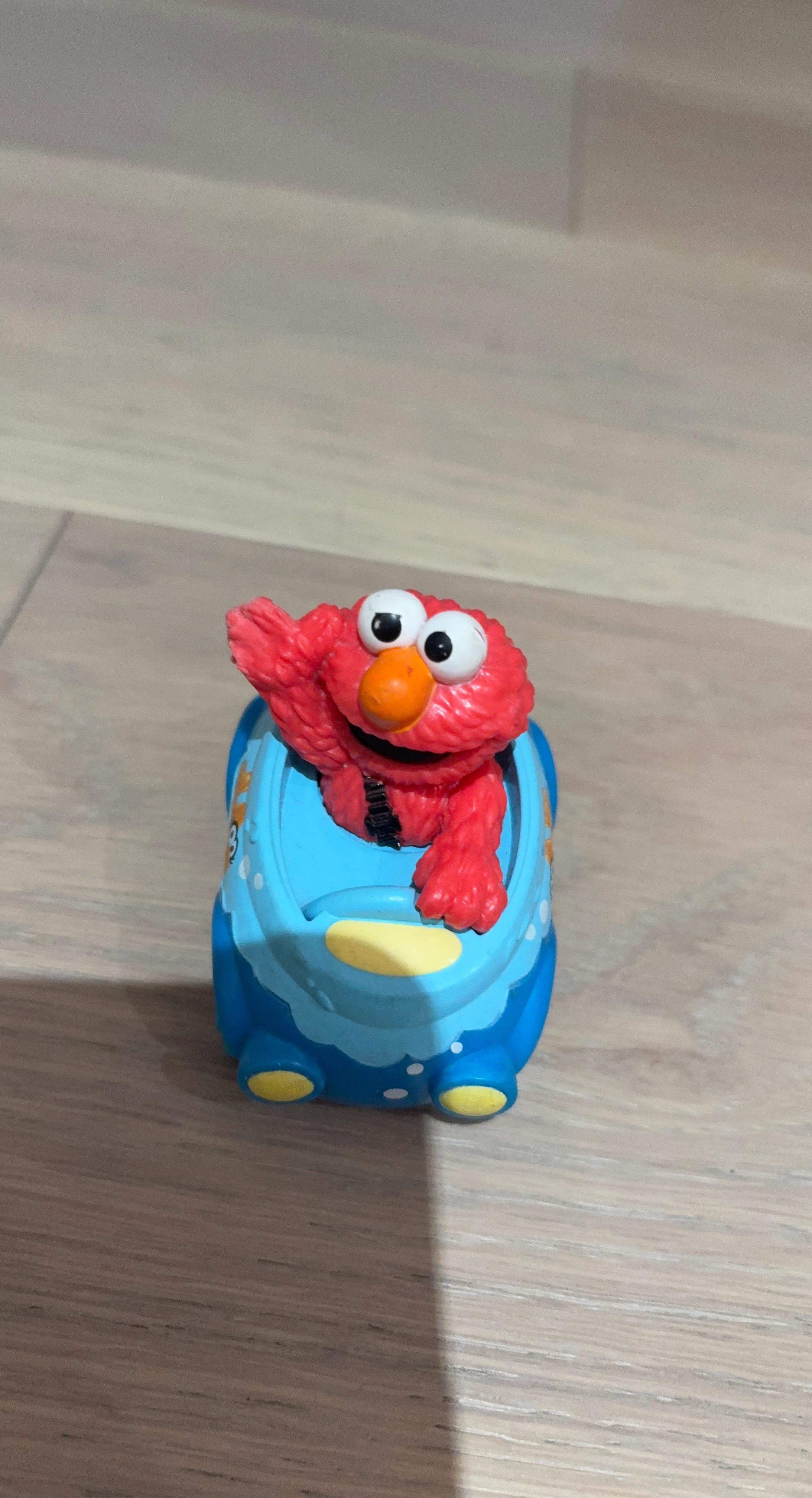 Sesame Street Elmo Toy Car