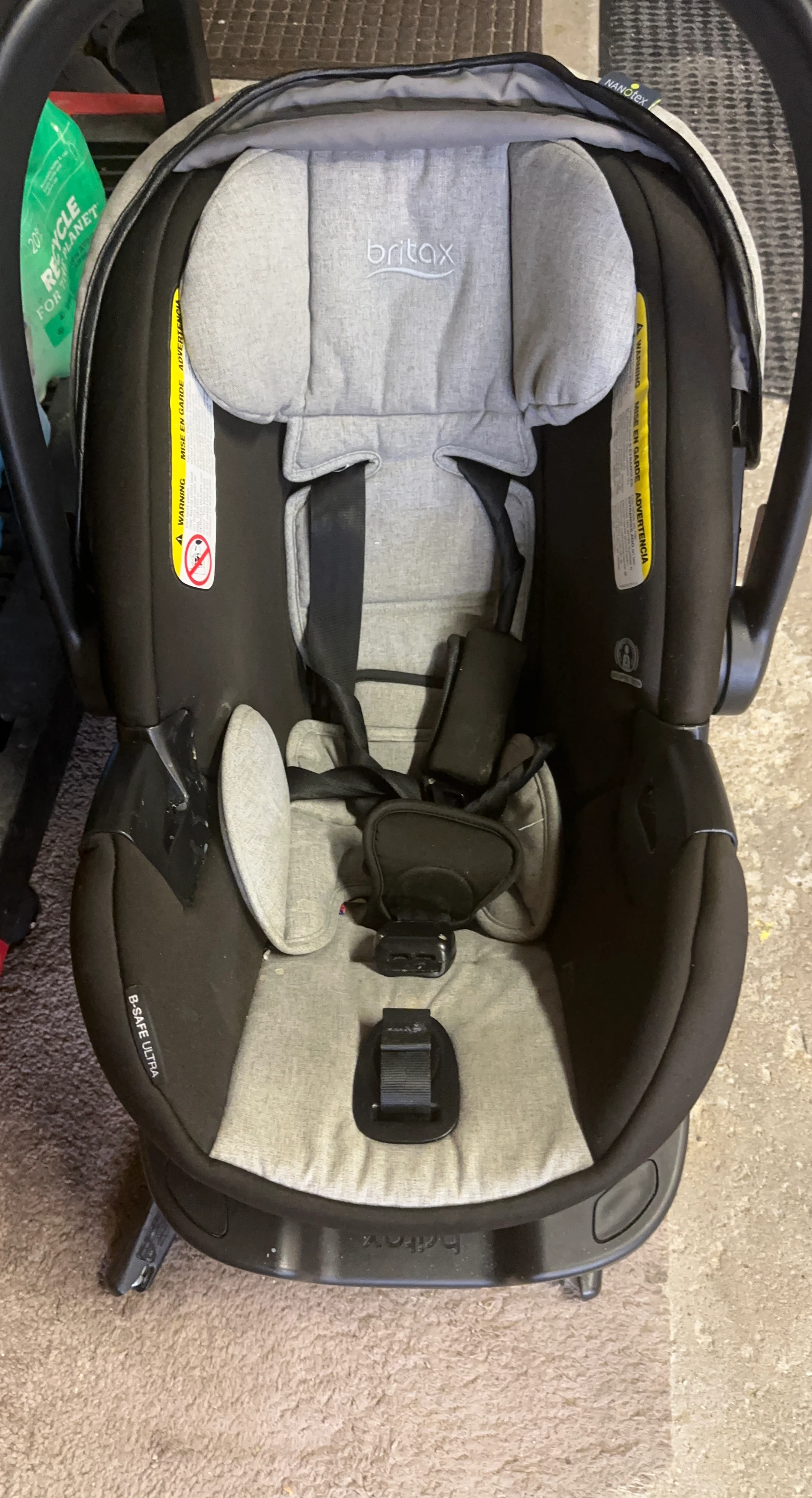 Britax B-Safe Ultra Infant Car Seat