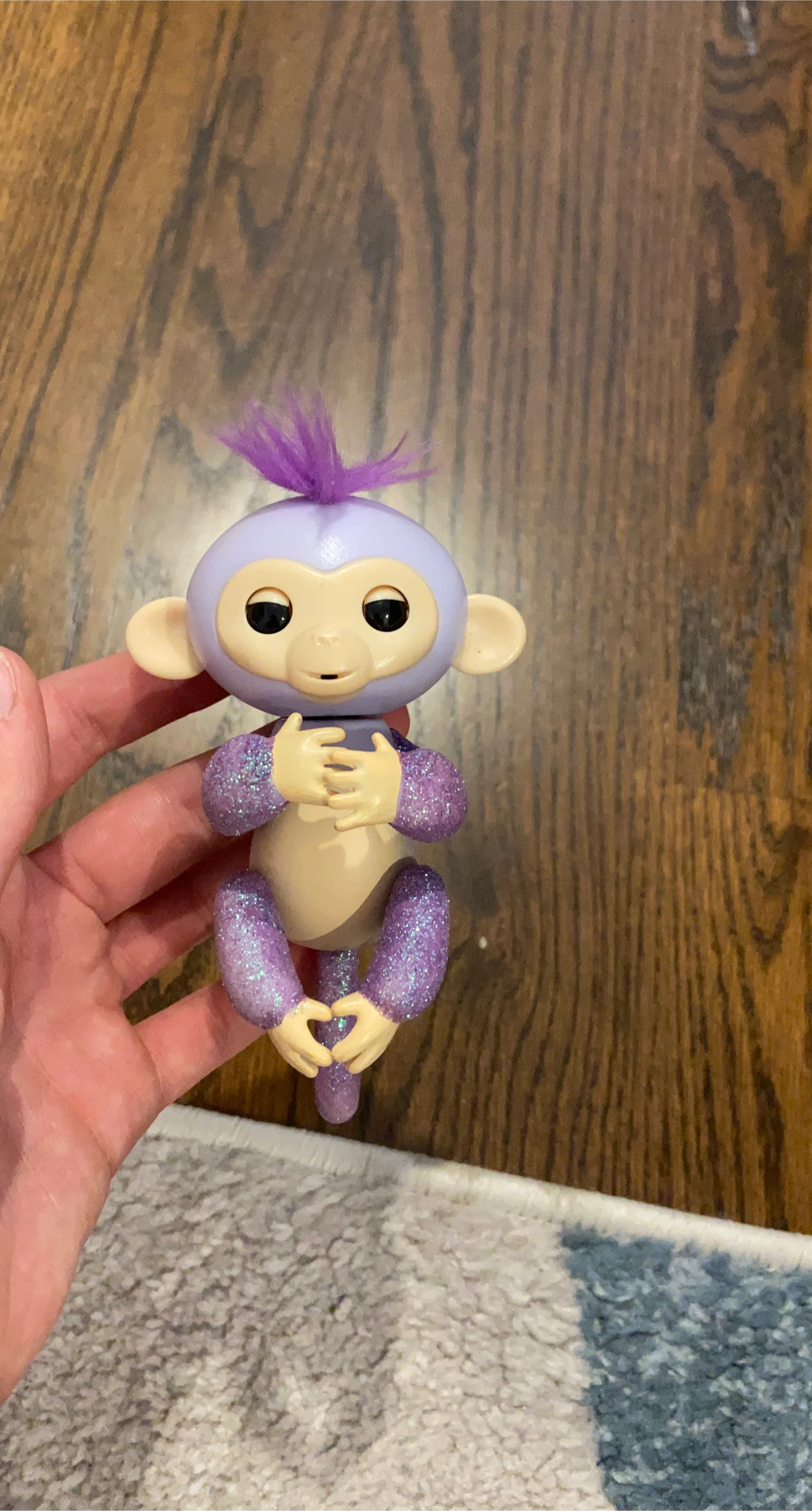 Fingerlings Interactive Toy Monkey - Purple Glitter