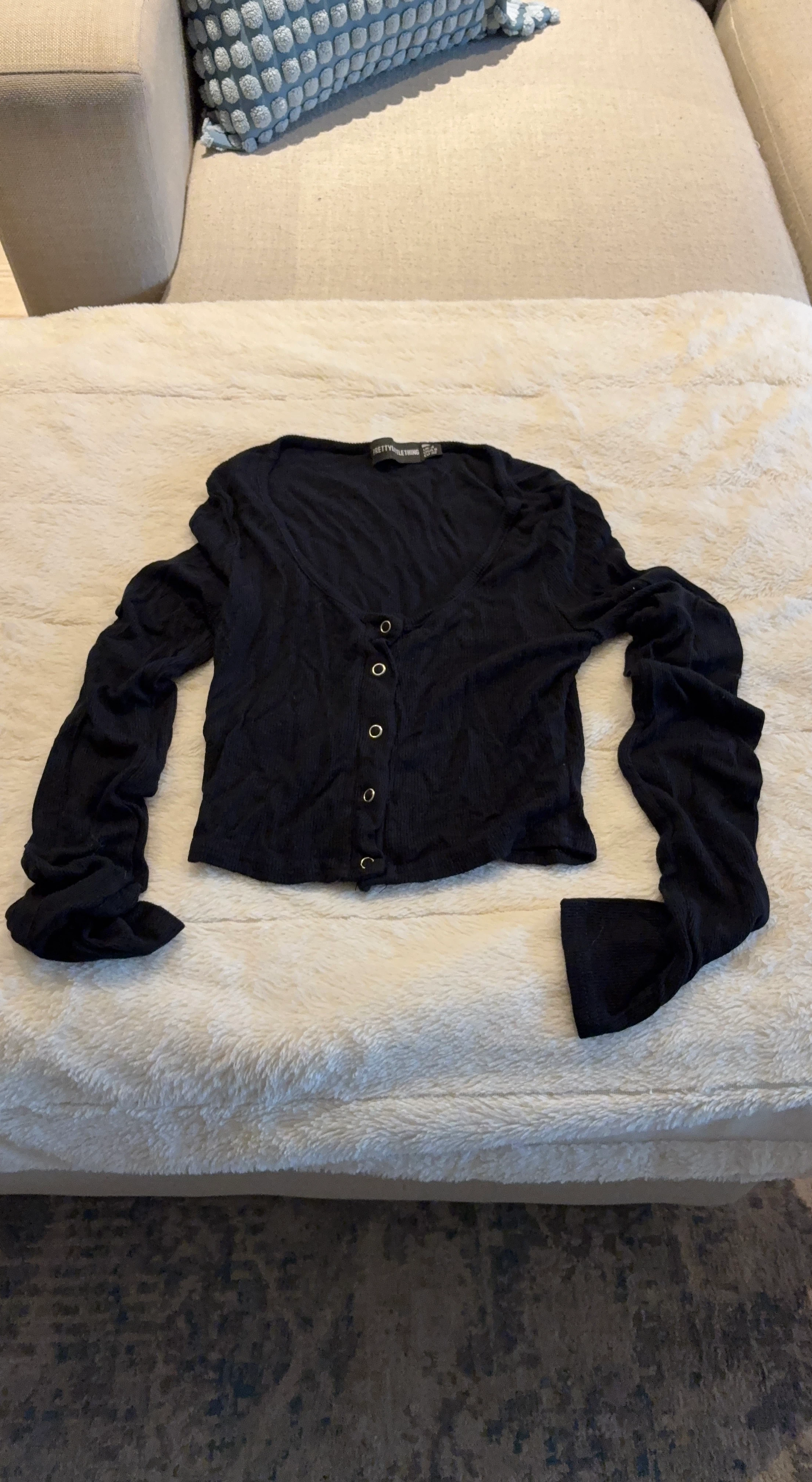 PrettyLittleThing Black Button-Up Cardigan