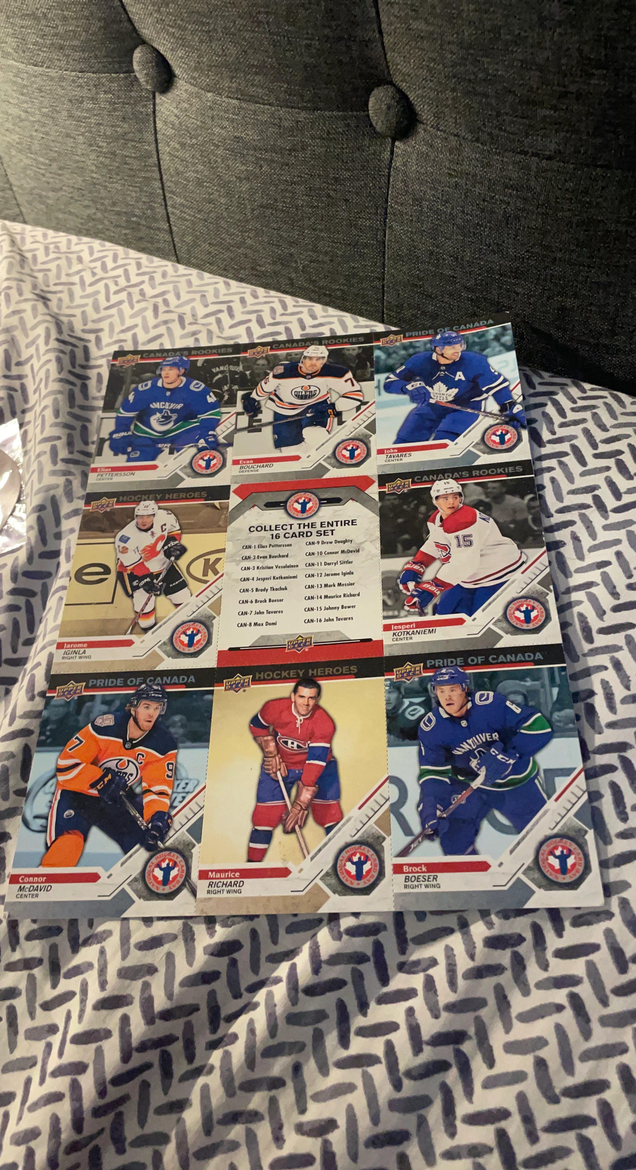 Upper Deck Hockey Card Set - Canada's Rookies & Heroes