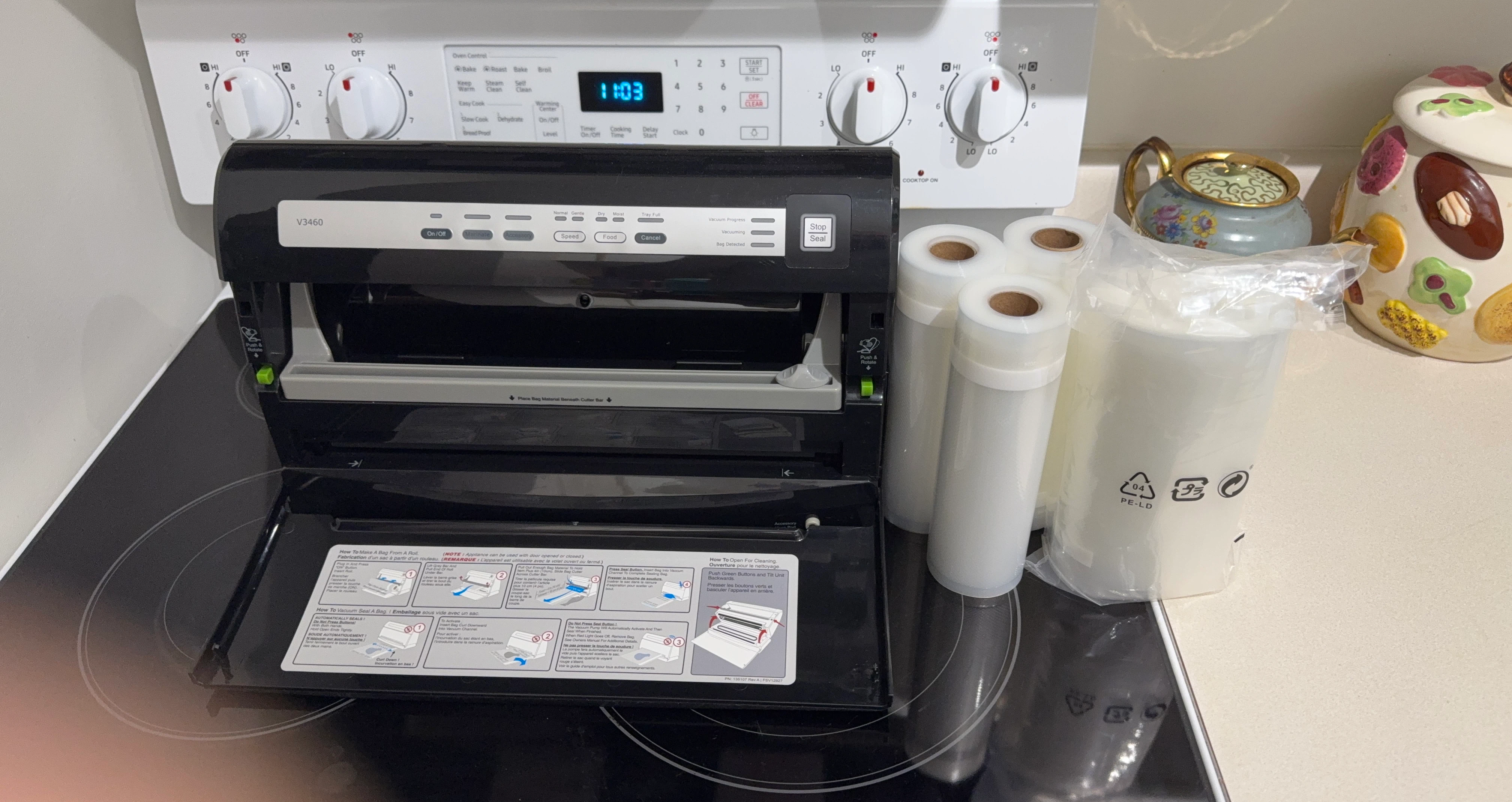 Weston V3460 Vacuum Sealer with Rolls