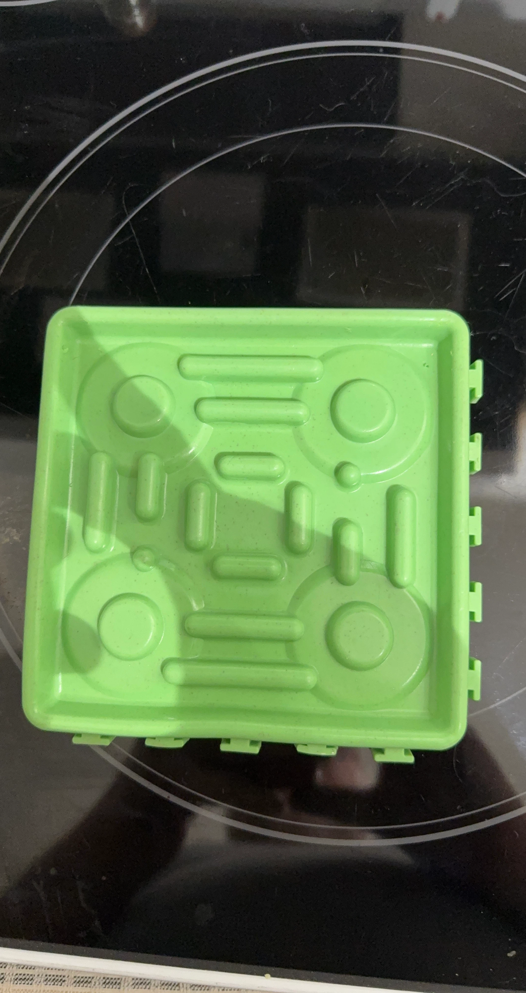 Green Plastic Puzzle Feeder Toy