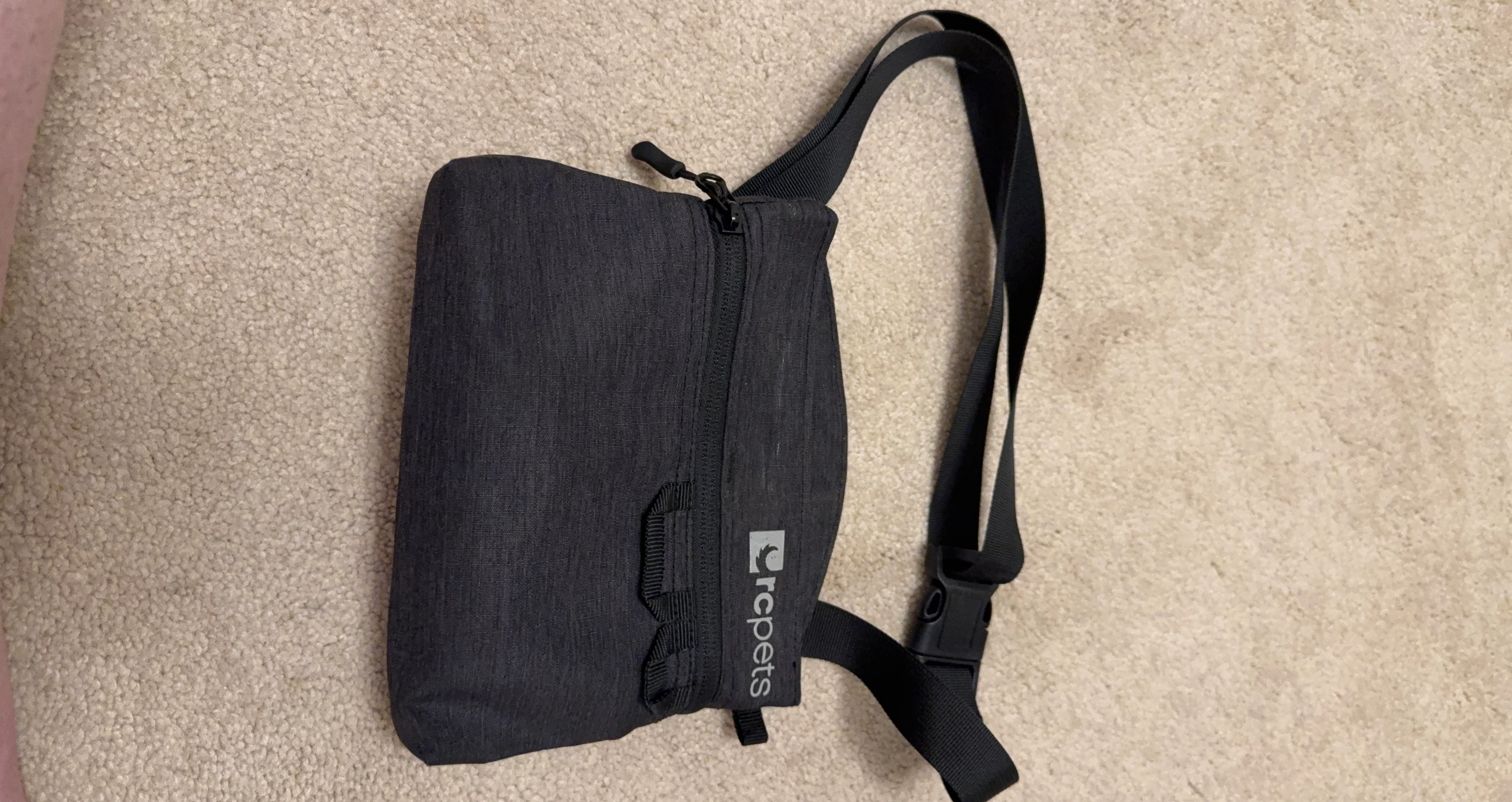 RC PETS Black Sling Bag