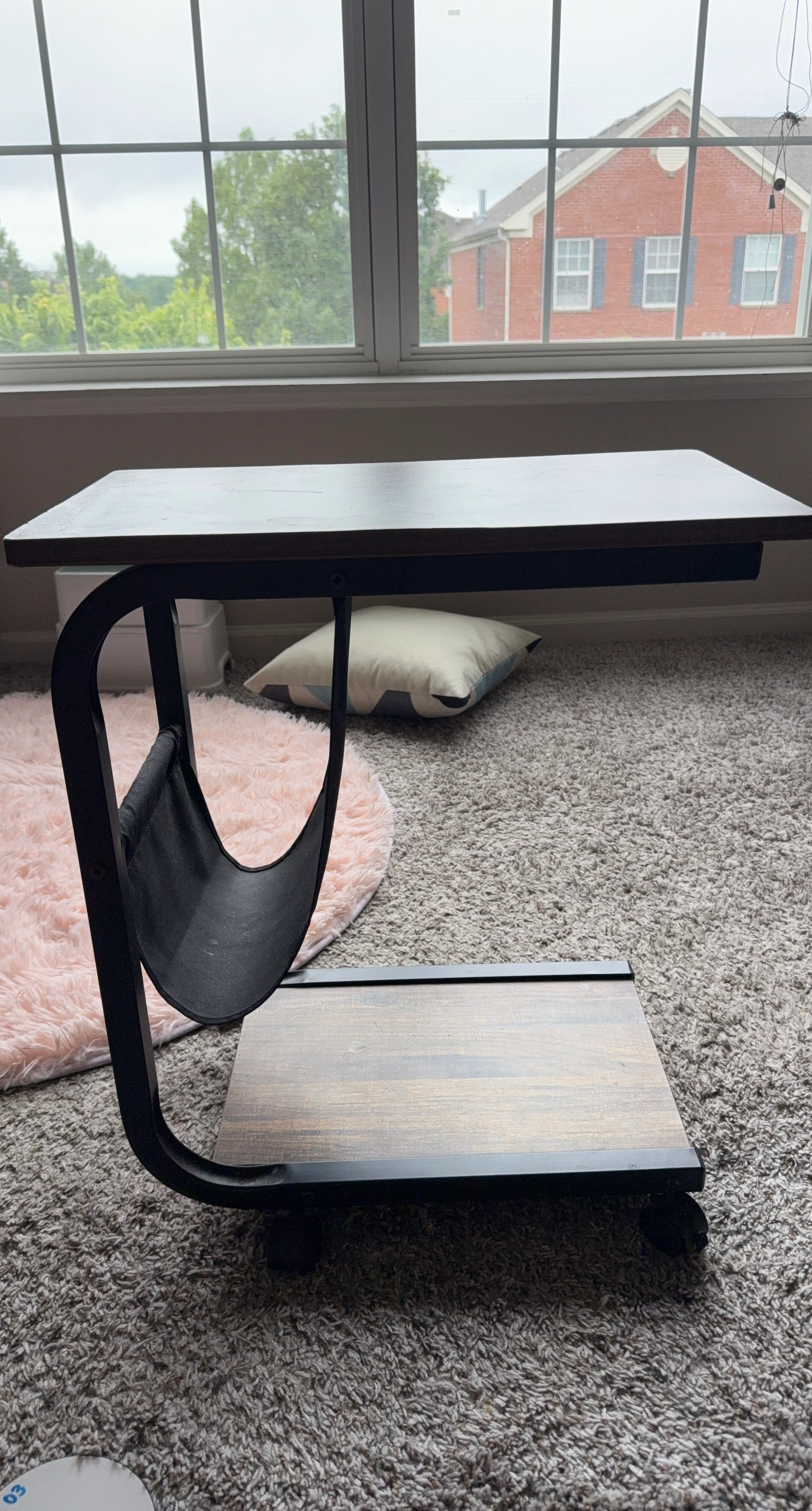 Rolling C-Table with Magazine Holder