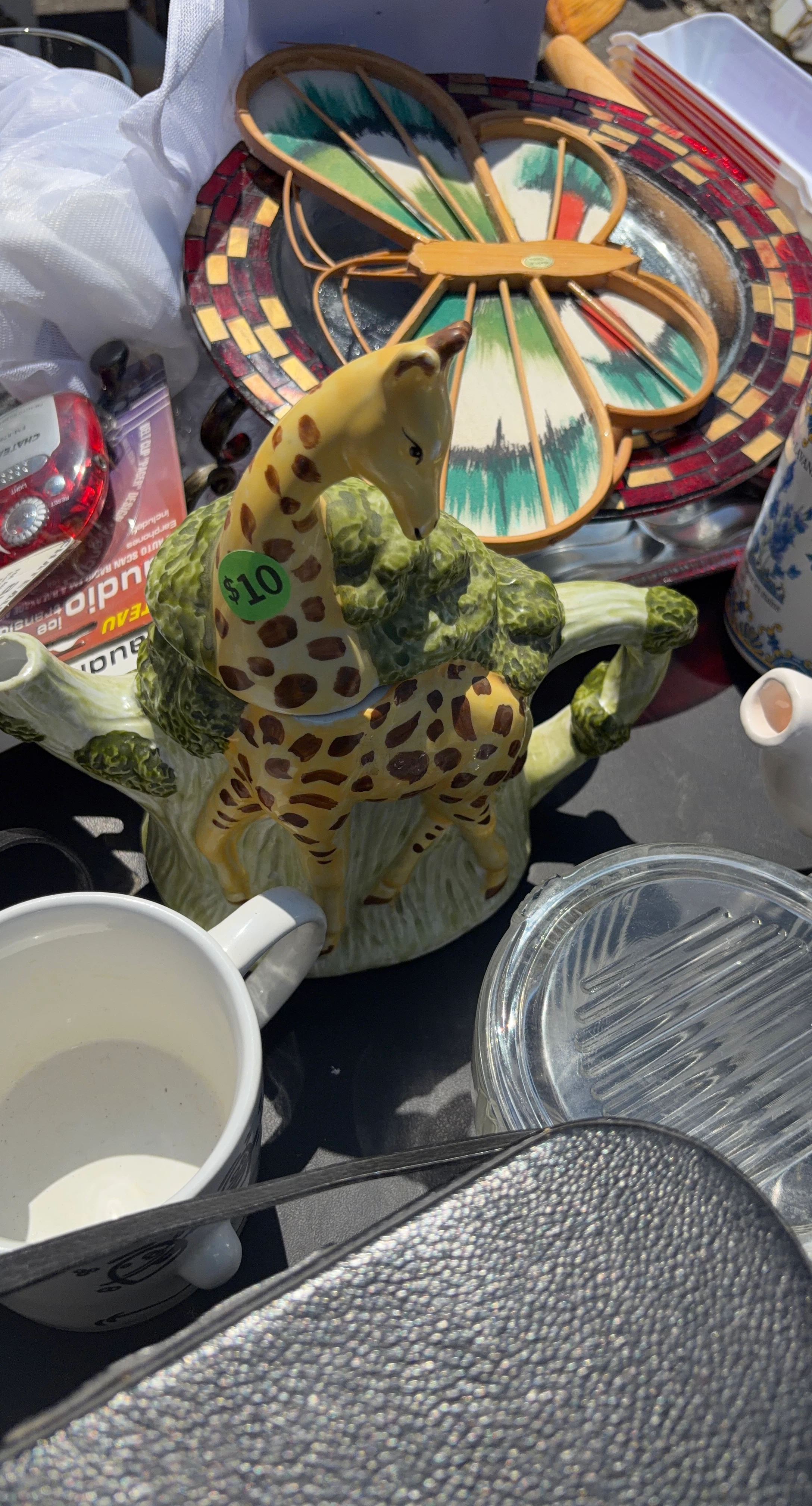 Giraffe Teapot with Green Foliage