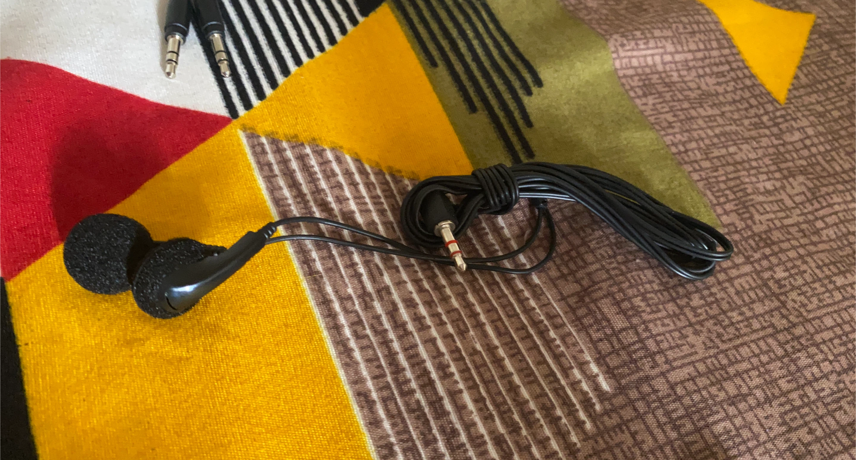 Black Earbuds
