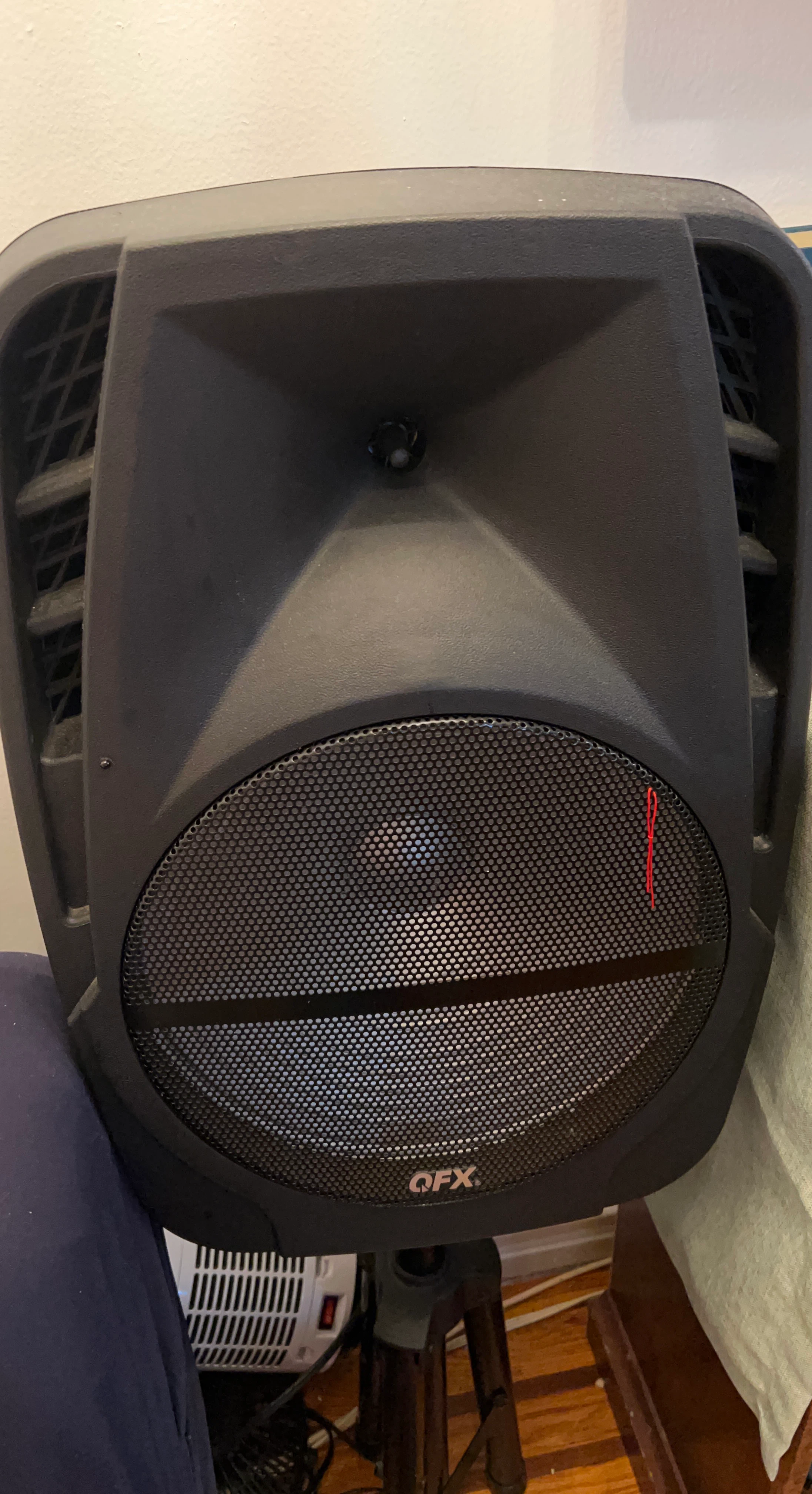 QFX Portable PA Speaker