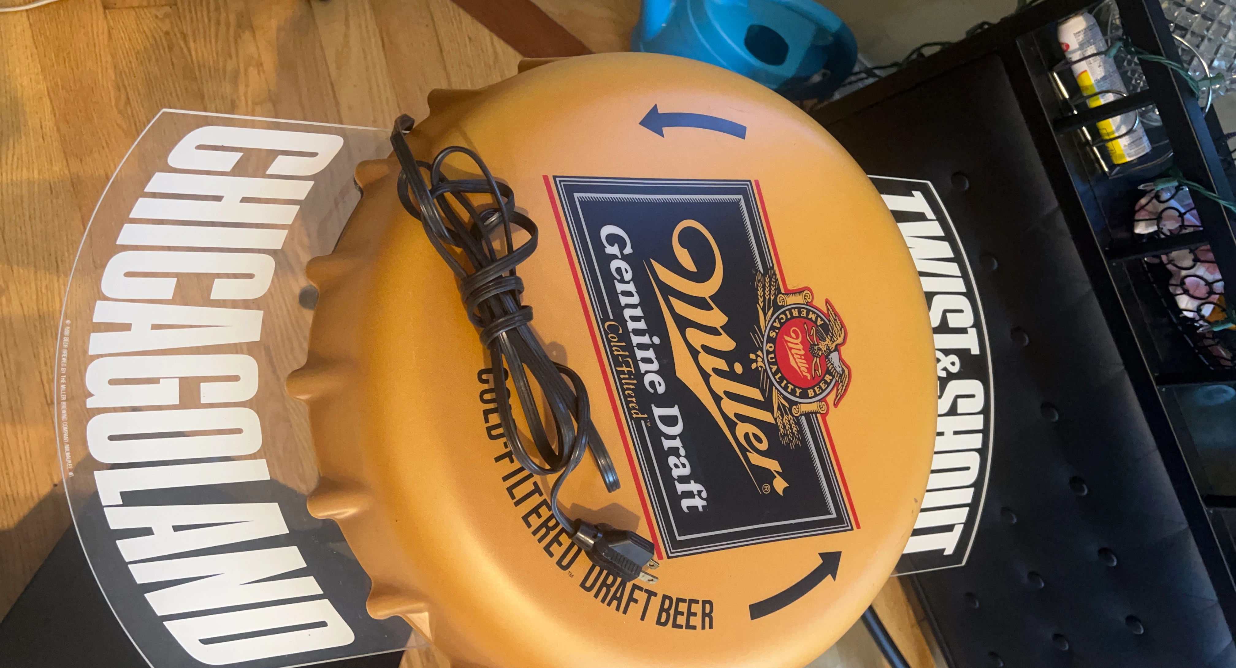 Miller Genuine Draft Chicago Land Beer Cap Light Sign