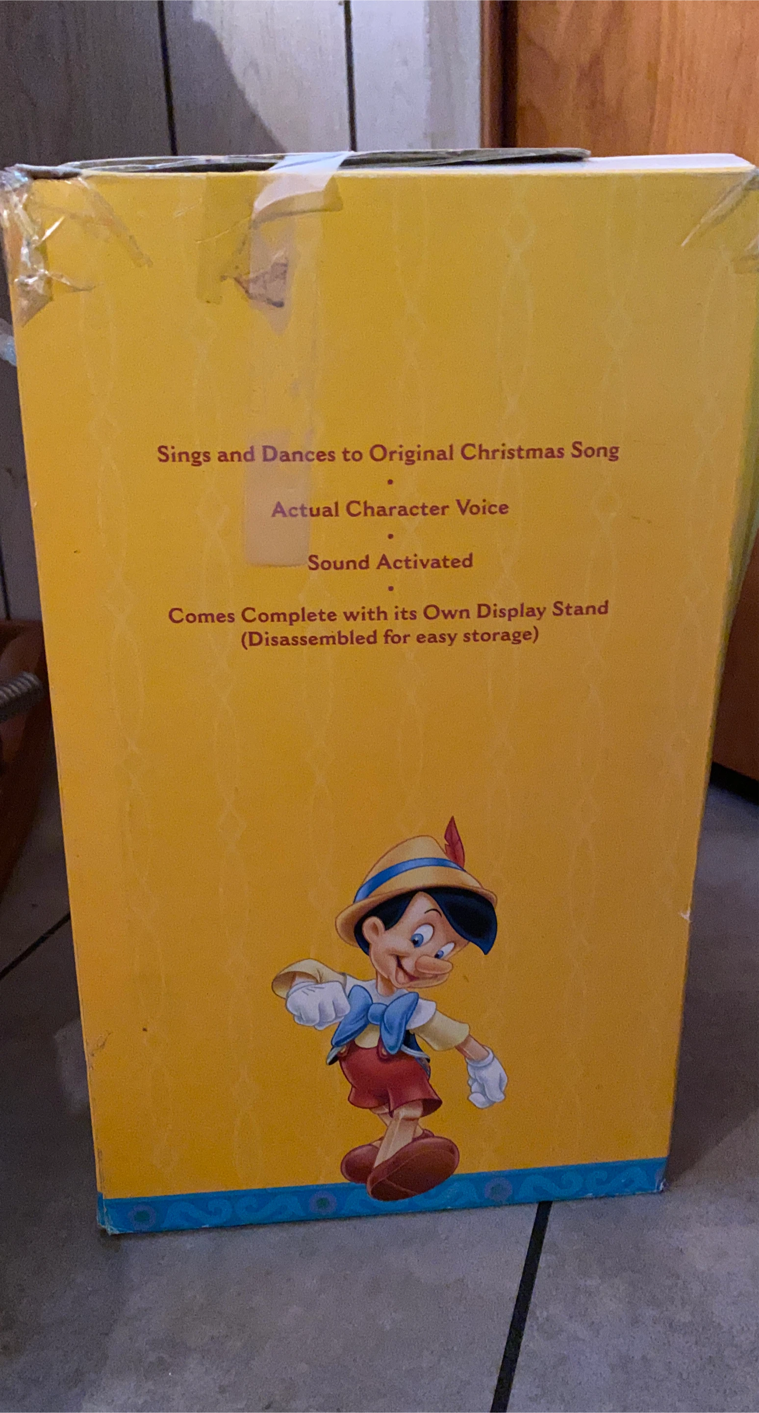 Disney Pinocchio Sound Activated Animated Christmas Decor - photo 2