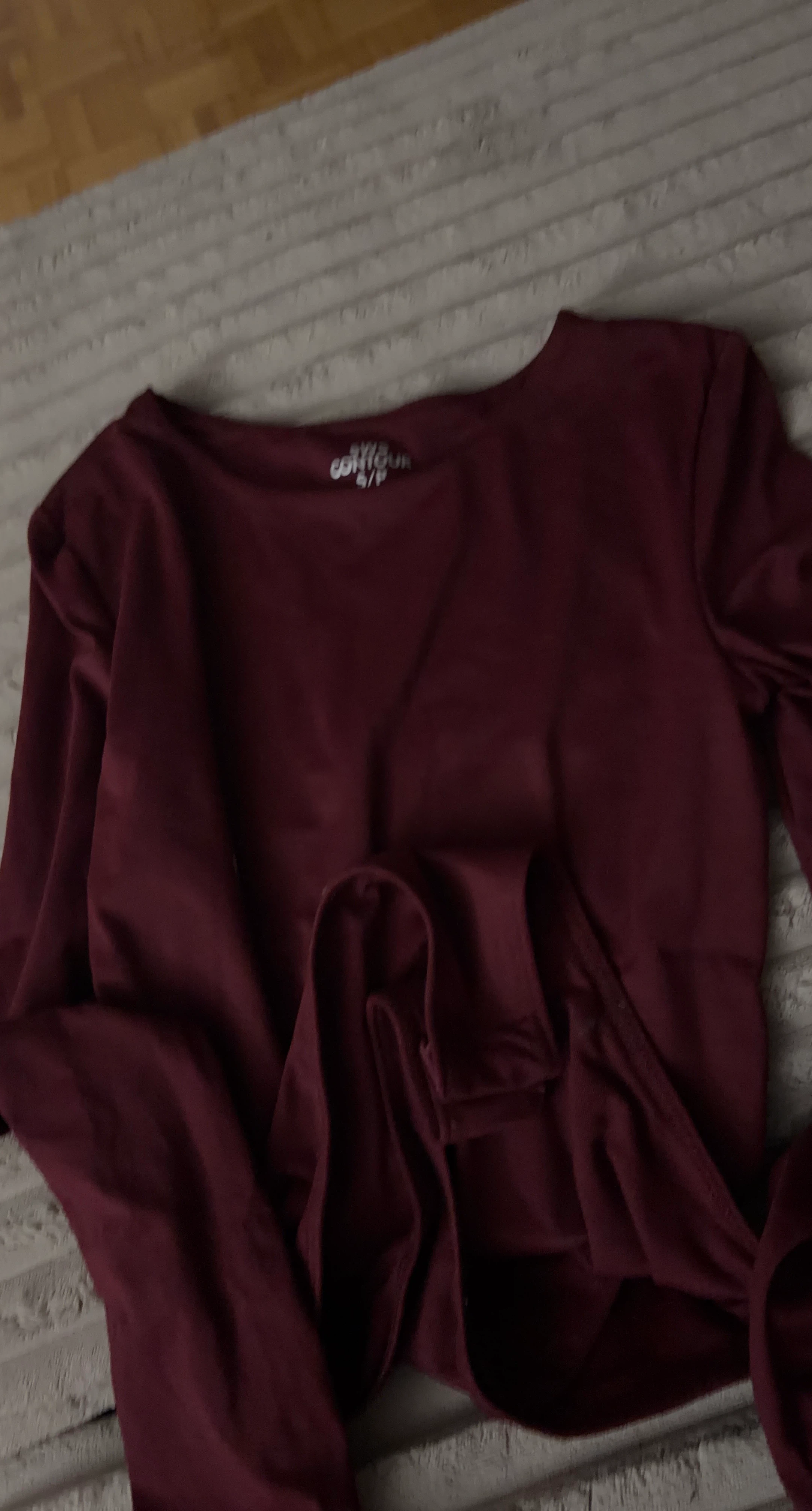 Sweater Contour Long Sleeve body suit S/P