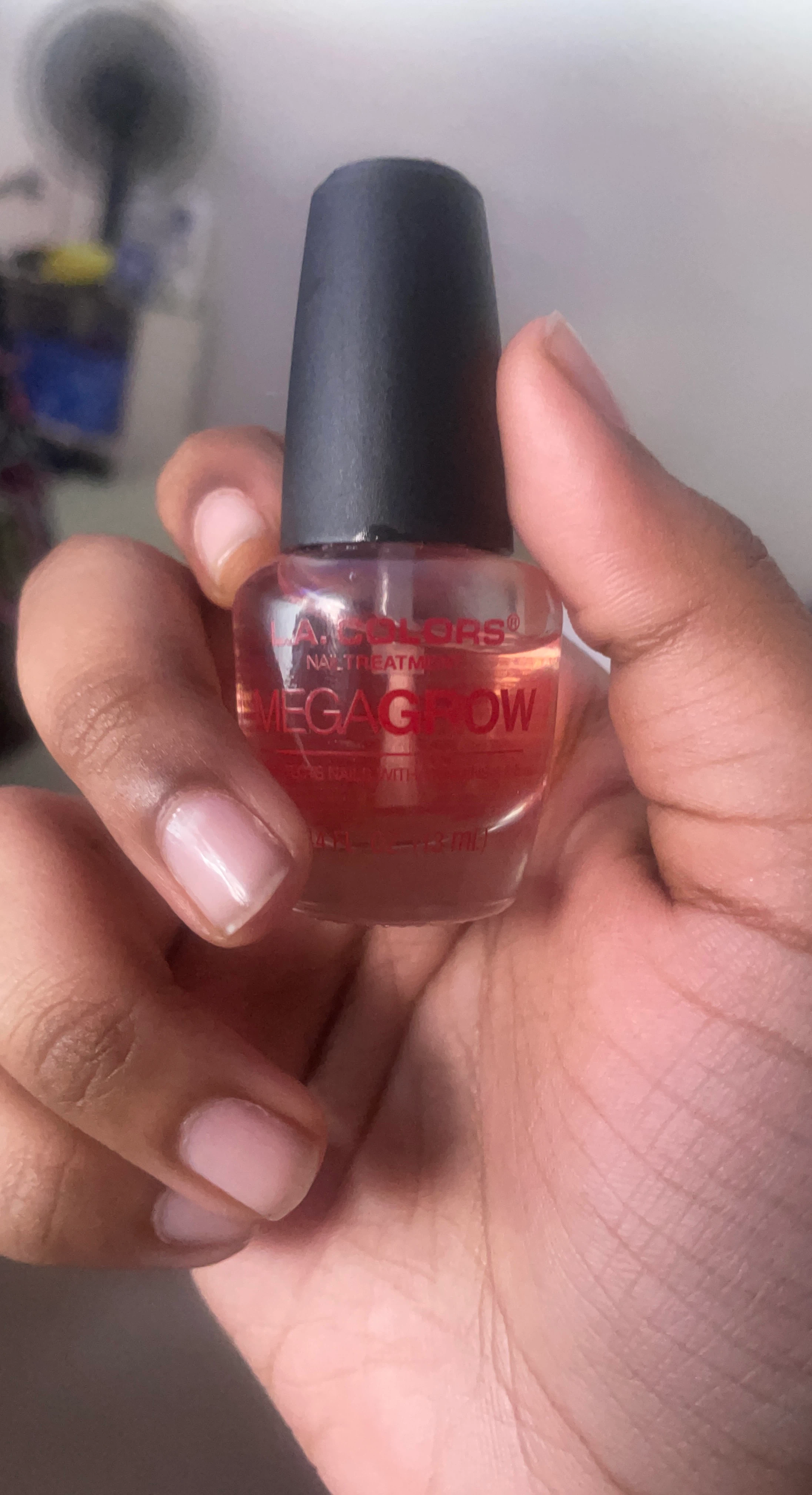 L.A. Colors Mega Grow Nail Treatment