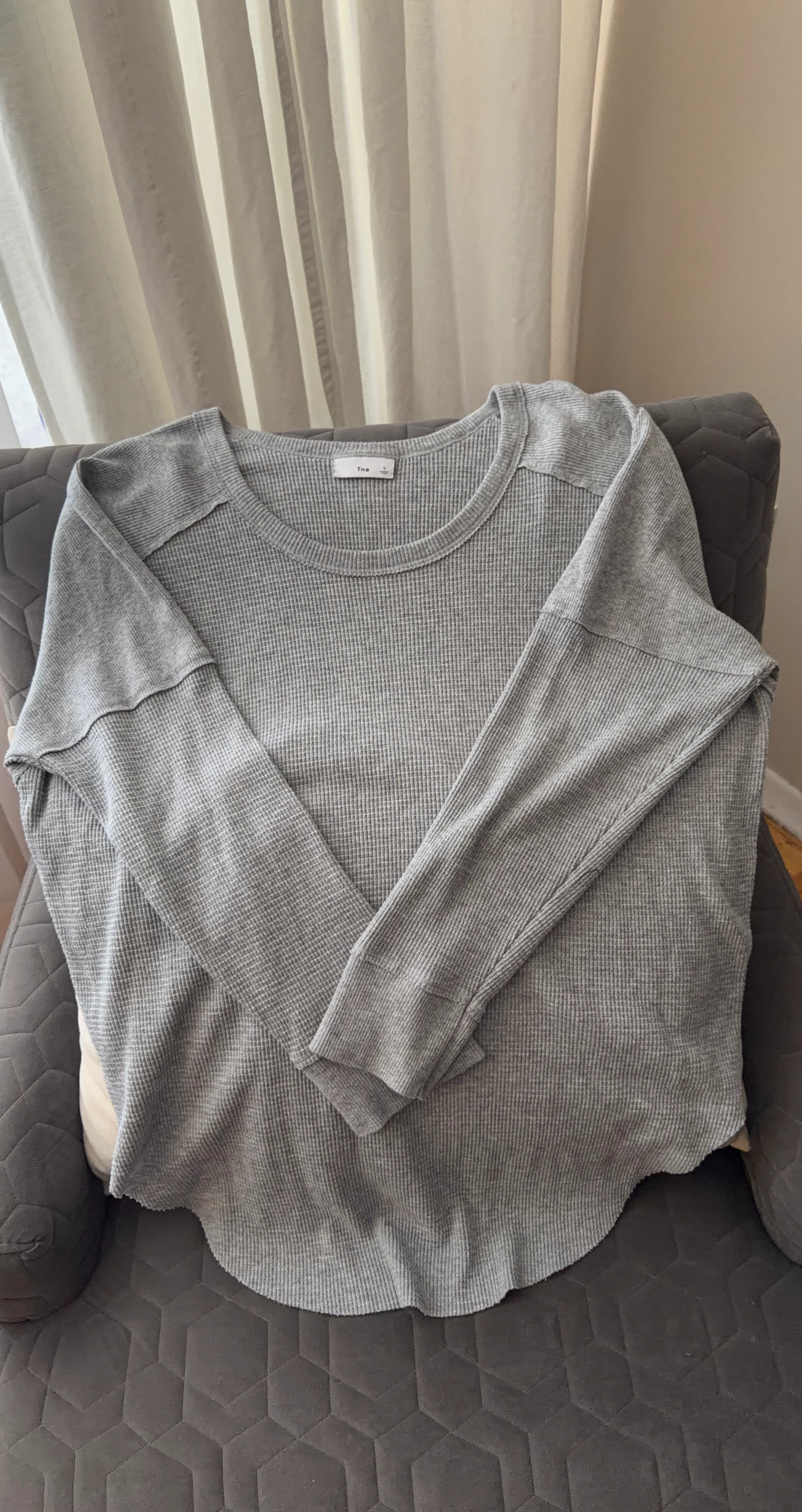 Aritzia Tna Grey Waffle Knit Long Sleeve Top - Size L