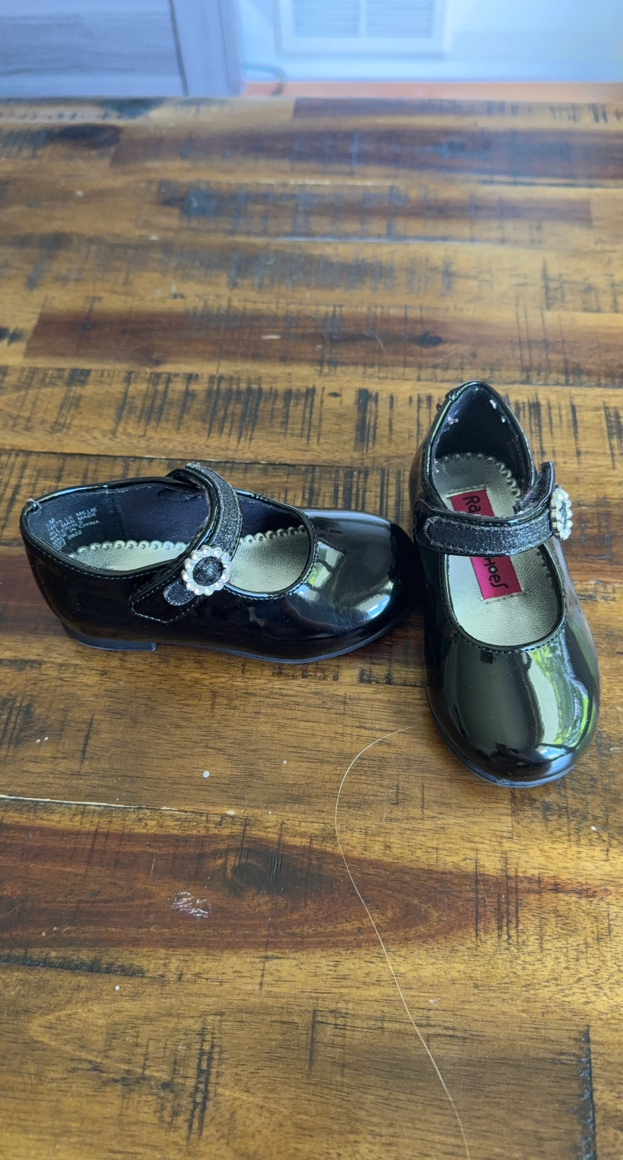 Little Millie Black Patent Rachel Shoes Size 5