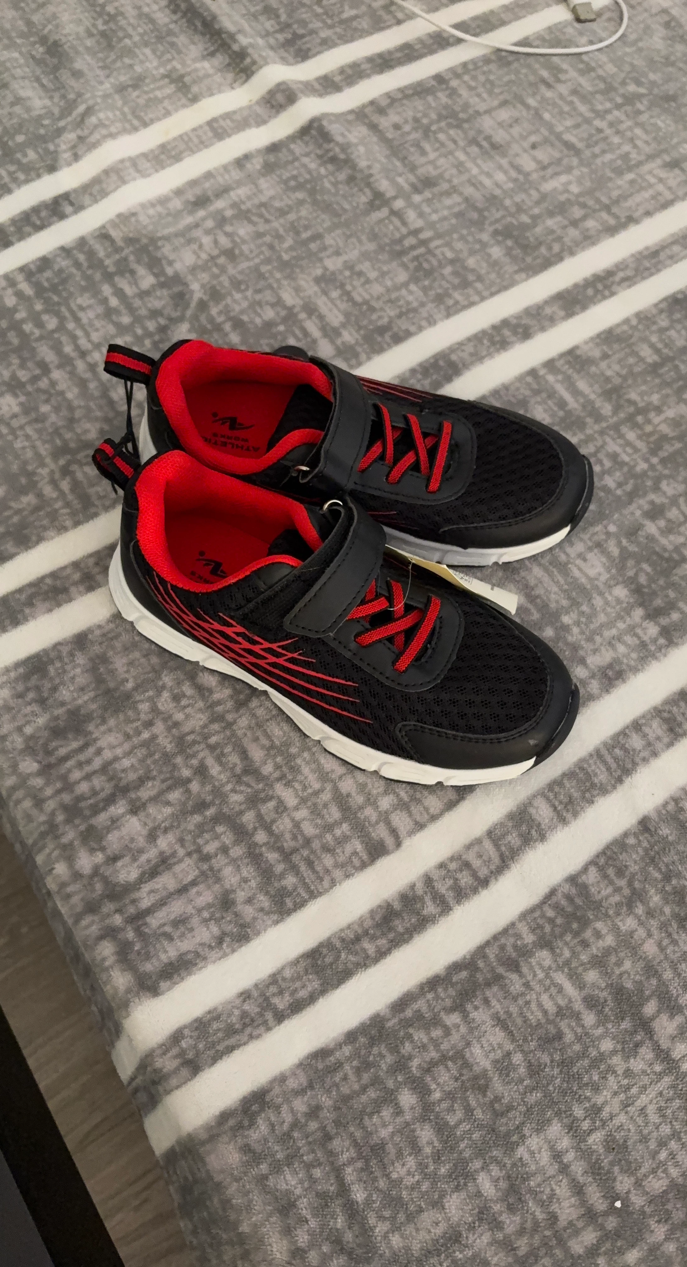 Athletic Works Kids Shoes - Black/Red