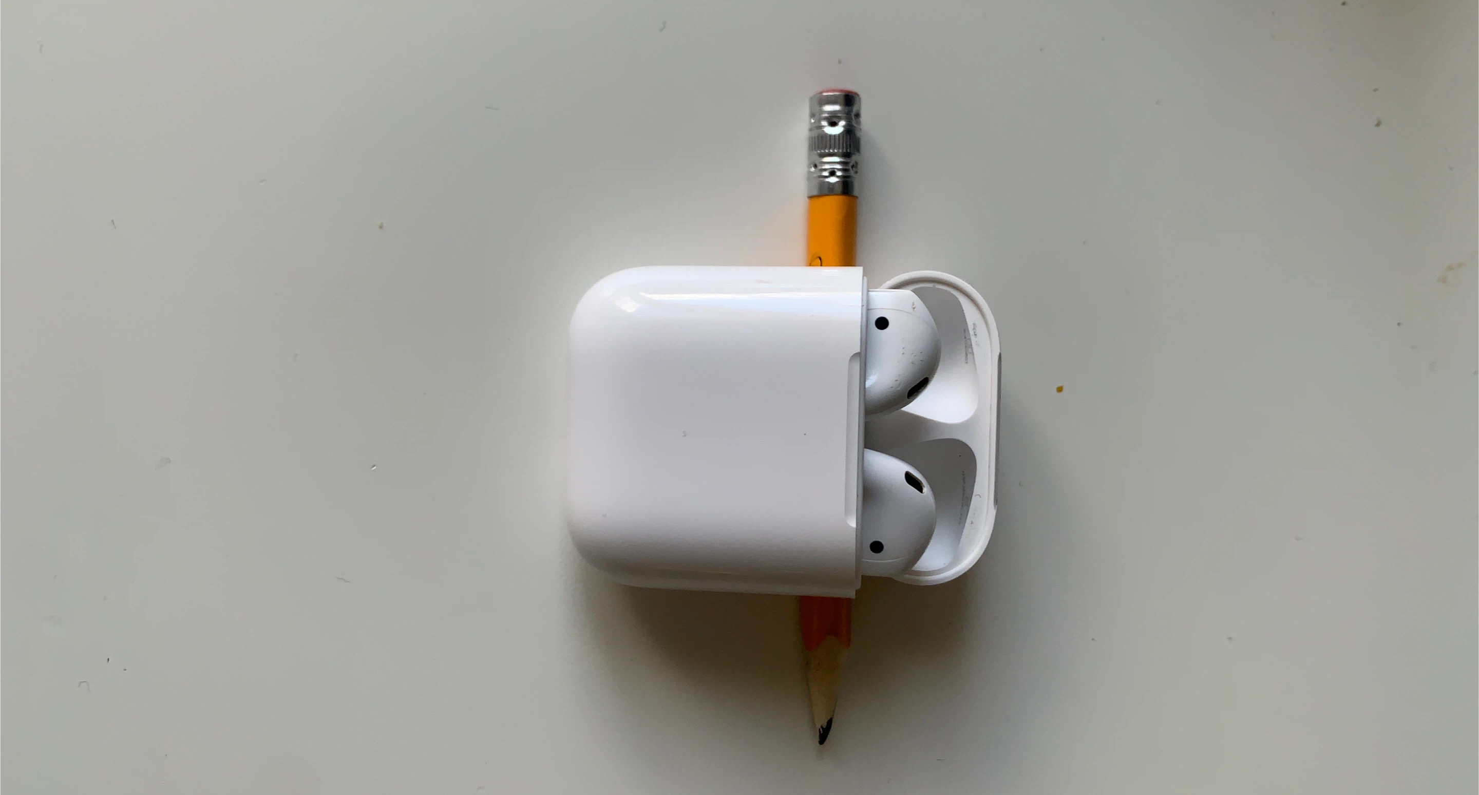 Apple AirPods 2nd Gen