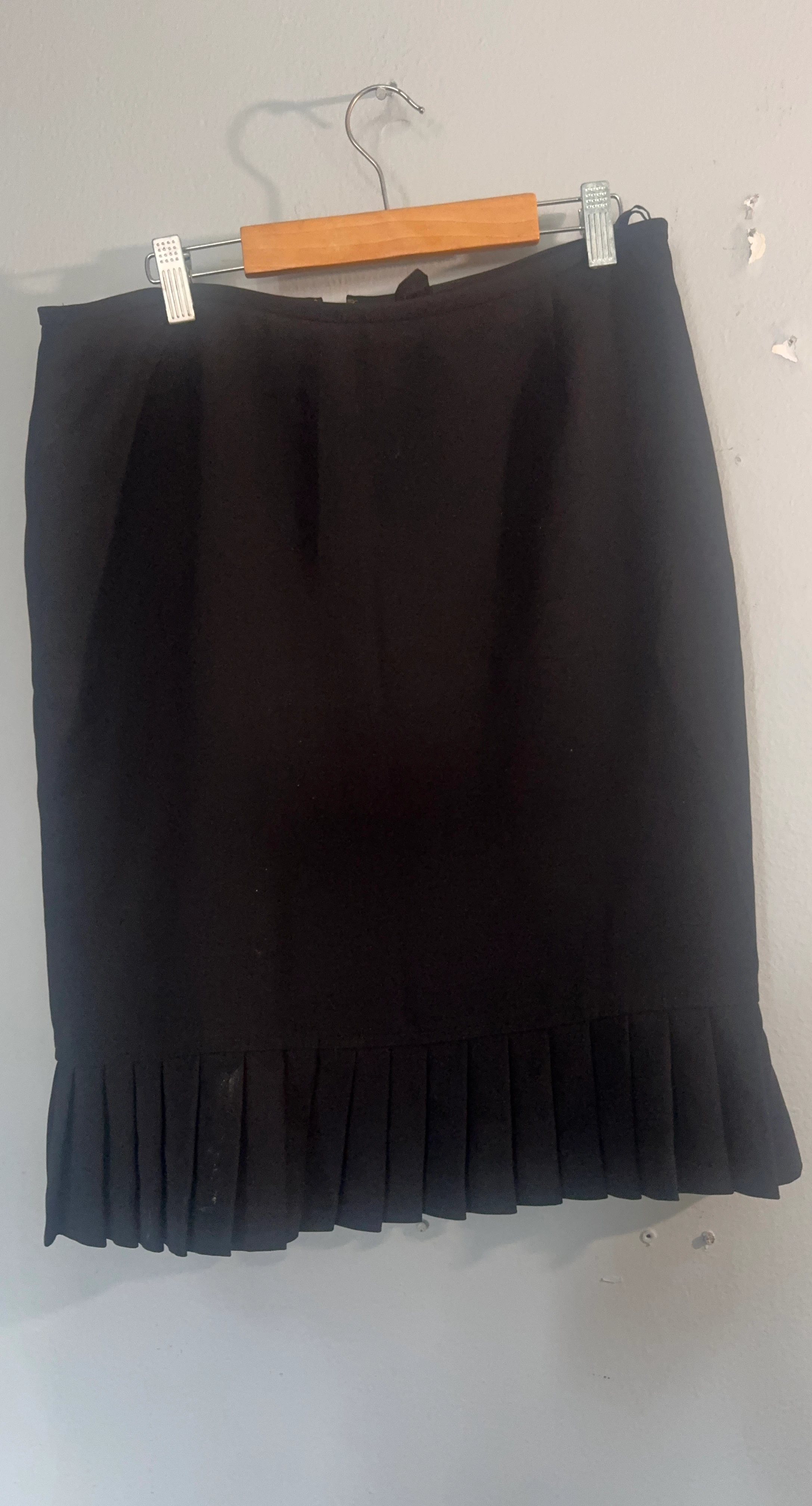 Black Pleated Skirt - Size 6