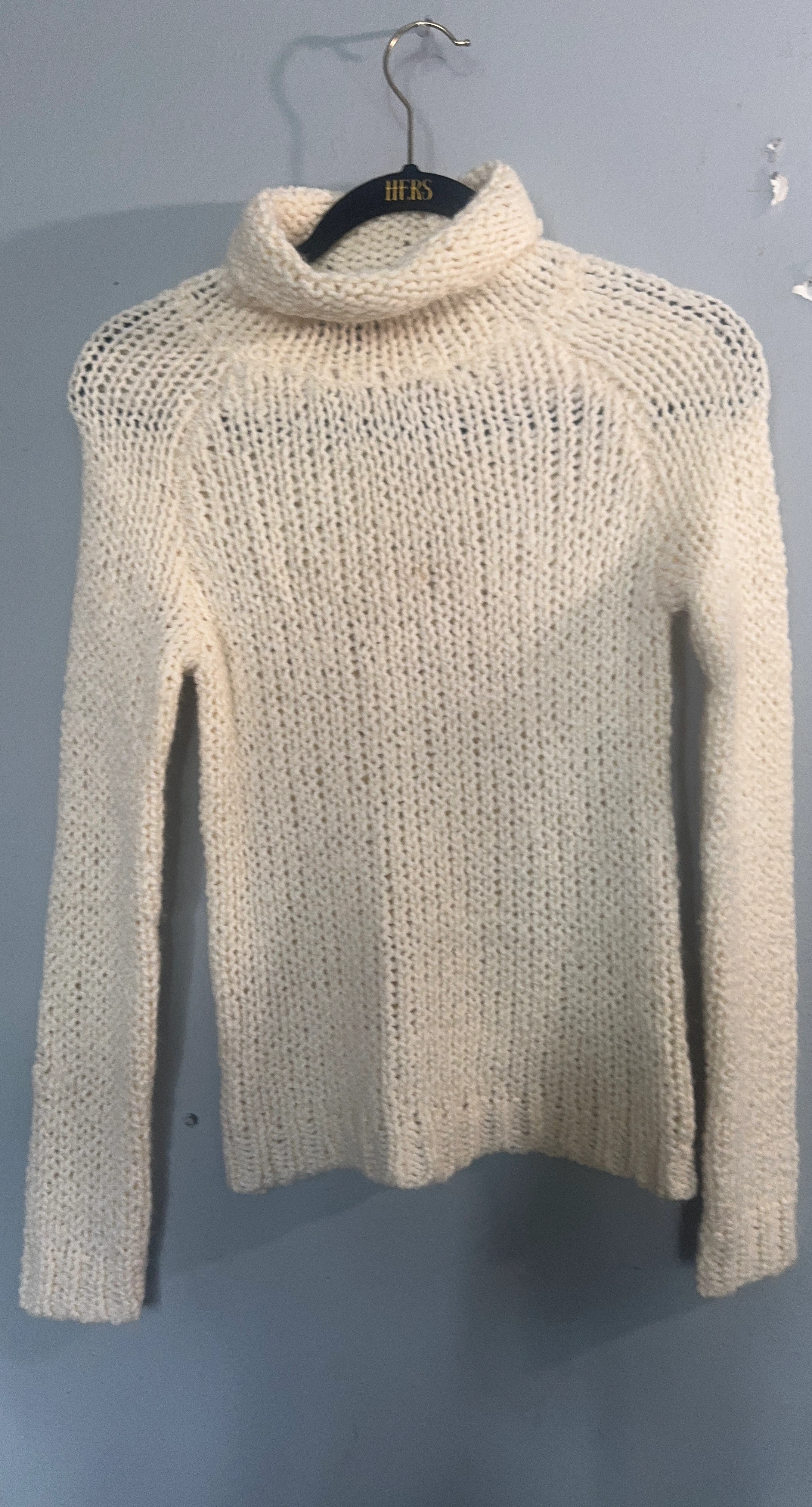Cream Knit Turtleneck Sweater Межан апен