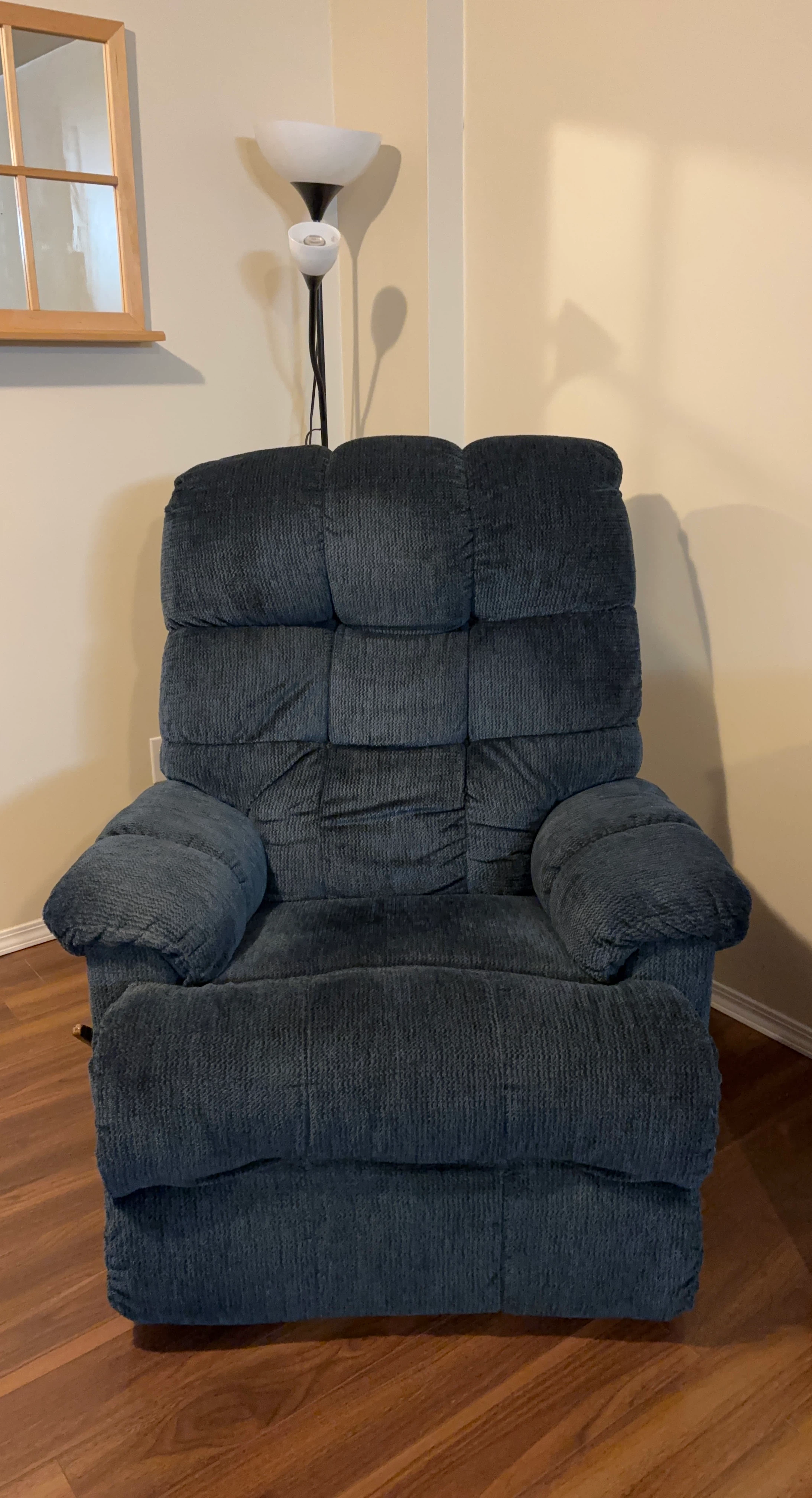 Blue La-Z-Boy Oversized Recliner