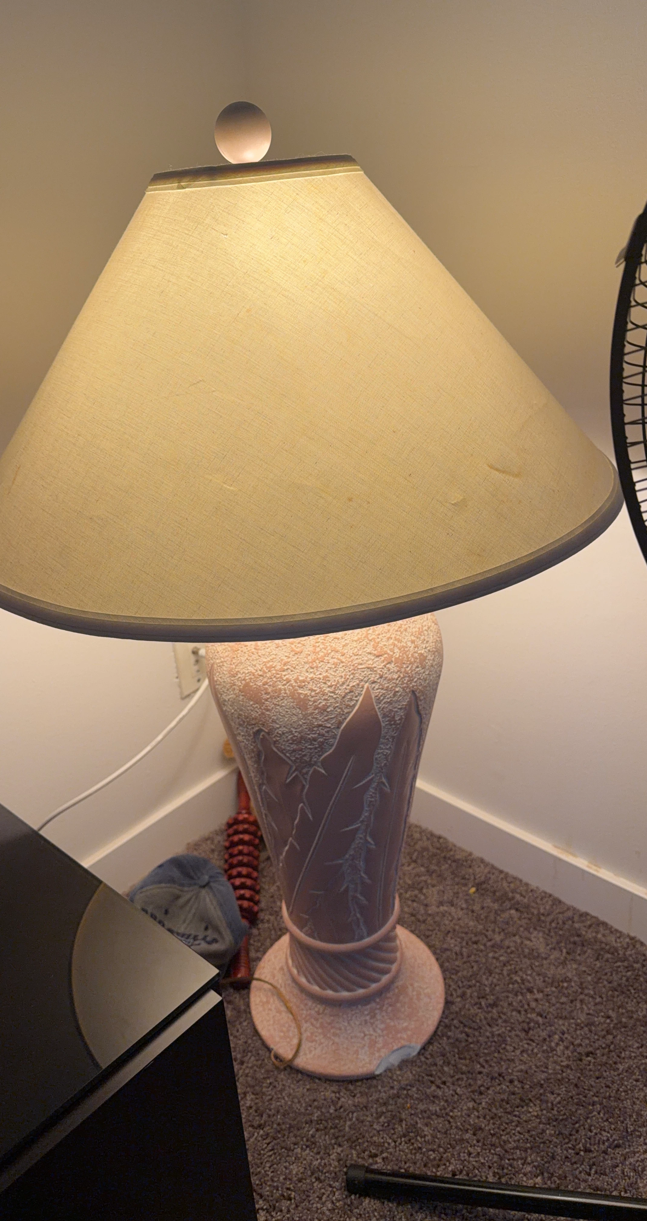 Pink Ceramic Table Lamp with Textured Design