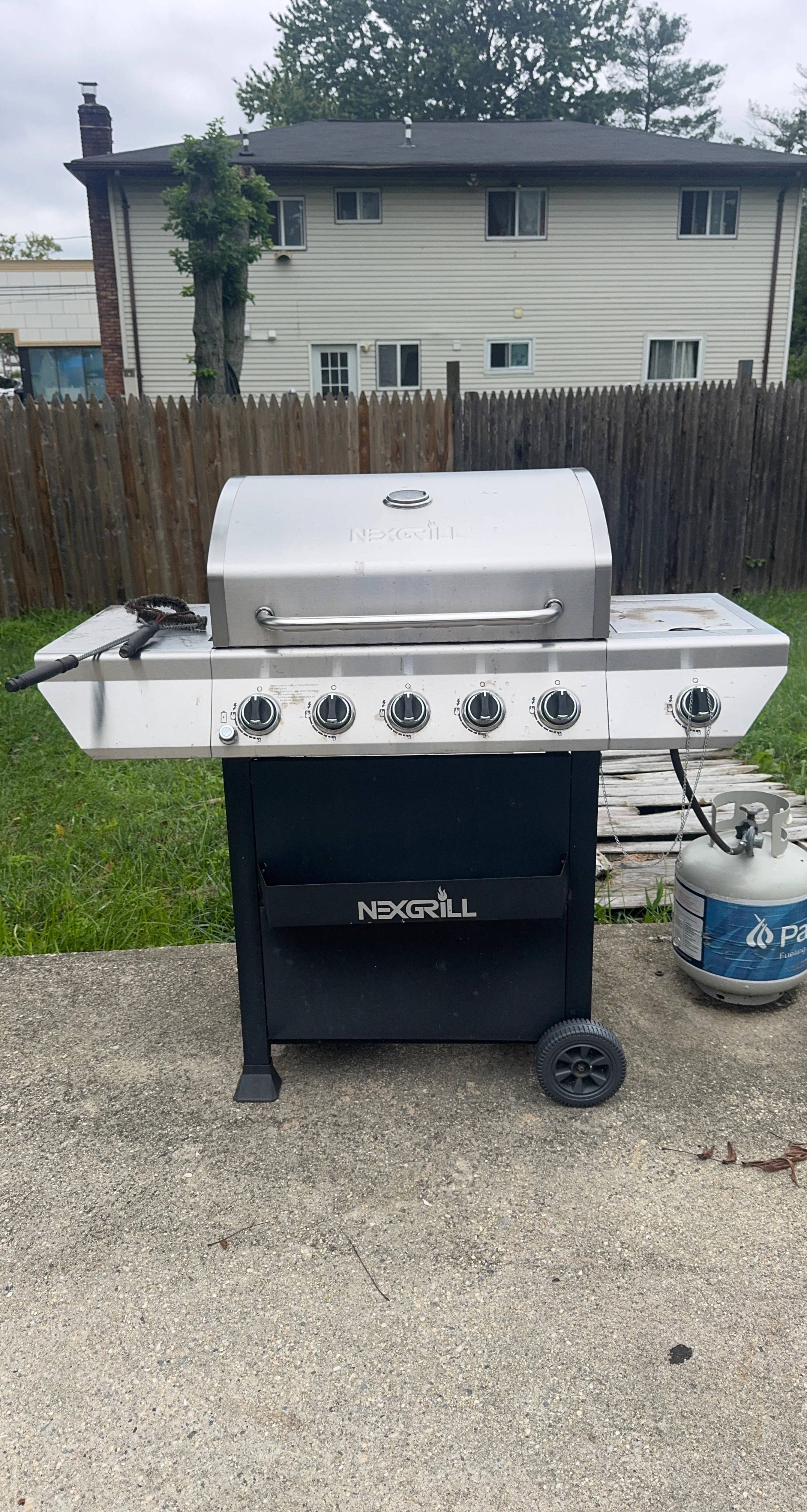 Nexgrill Stainless Steel Gas Grill with Propane Tank