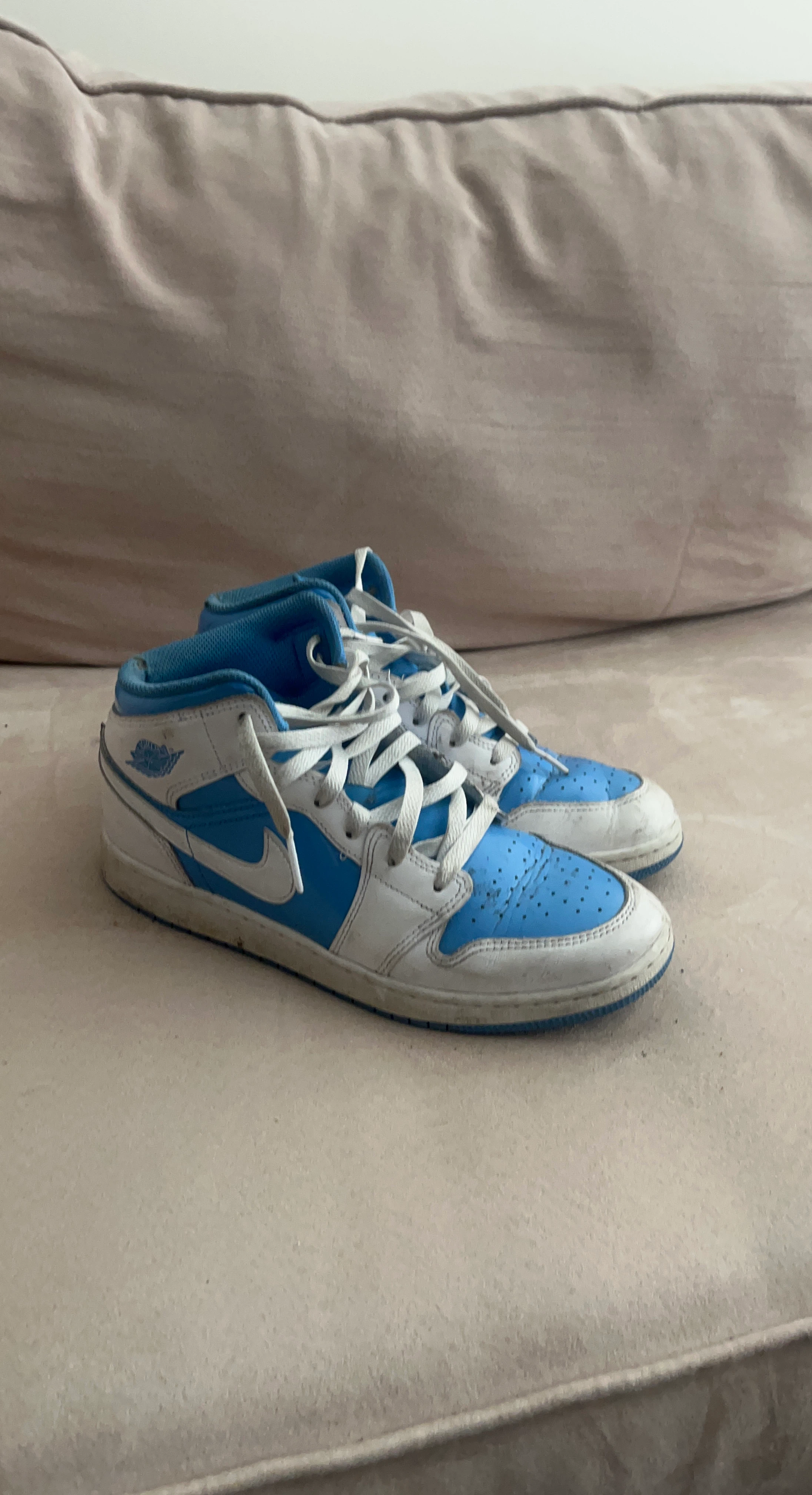 Air Jordan 1 Mid Blue White Sneakers