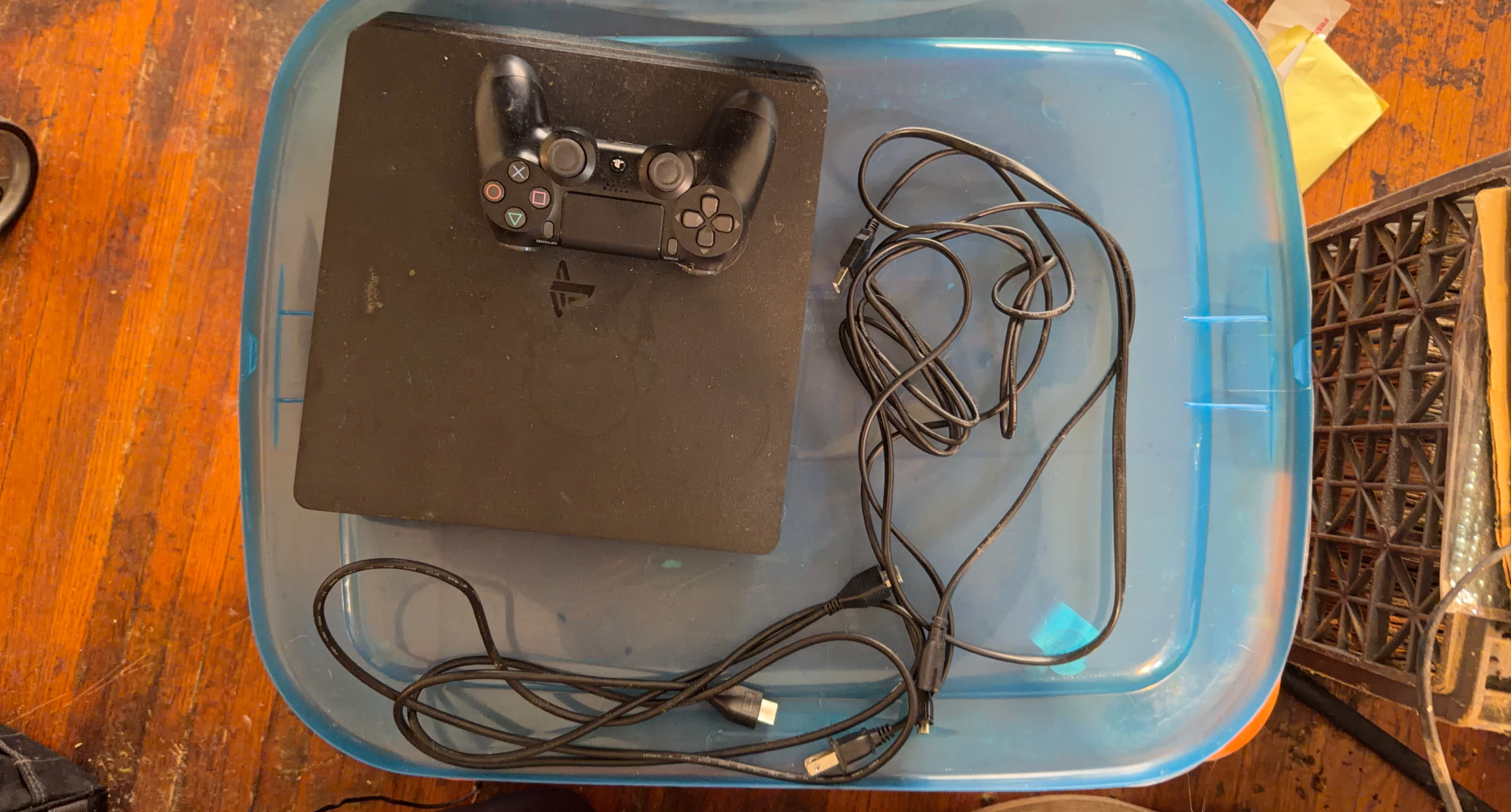 Sony PlayStation 4 Slim Console