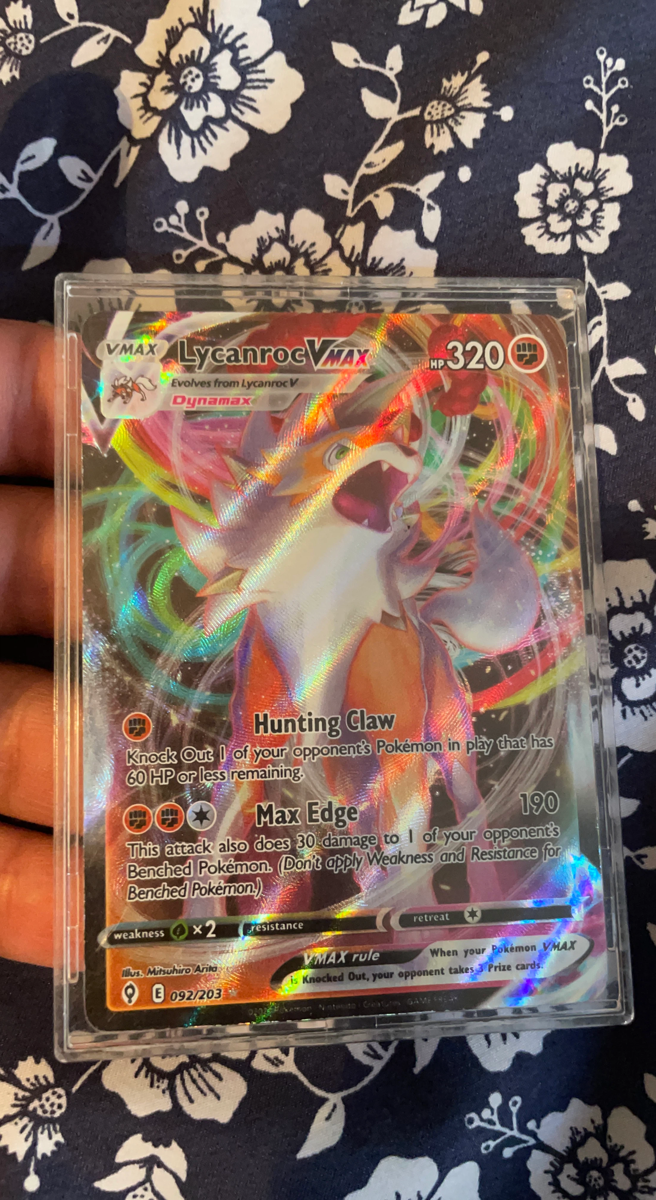 Pokemon Lycanroc VMAX 092/203 Evolving Skies Card