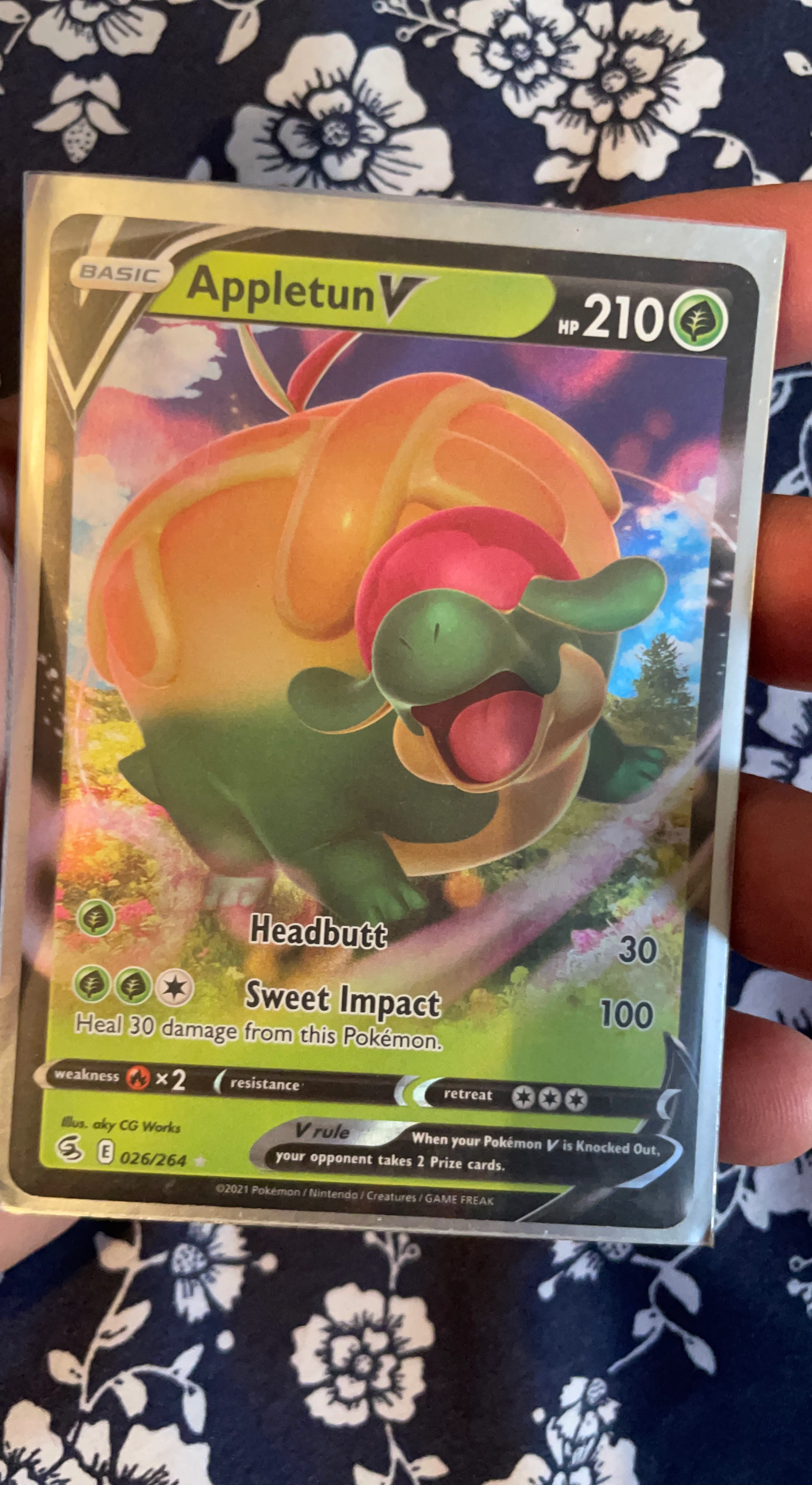 Pokemon Appletun V 026/264 Fusion Strike Holo Card