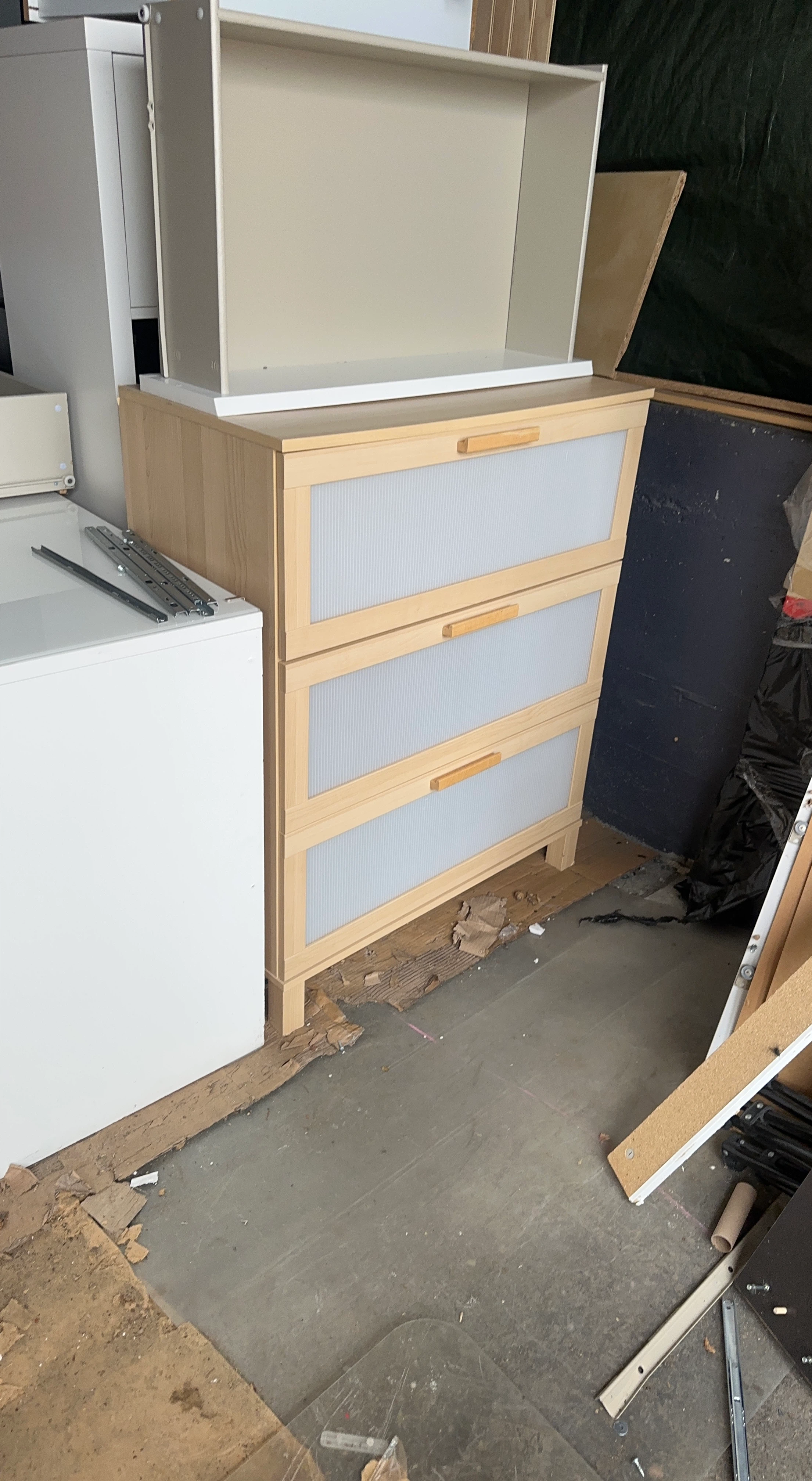 3-Drawer Chest of Drawers