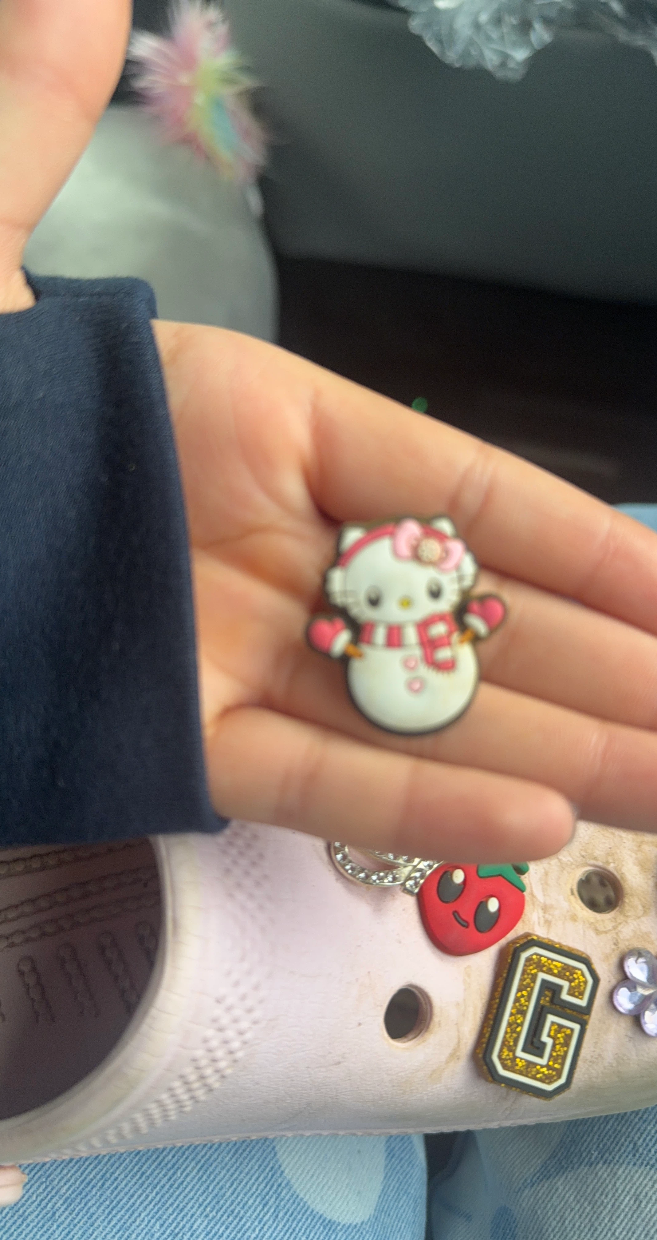 Hello Kitty Snowman Shoe Charm