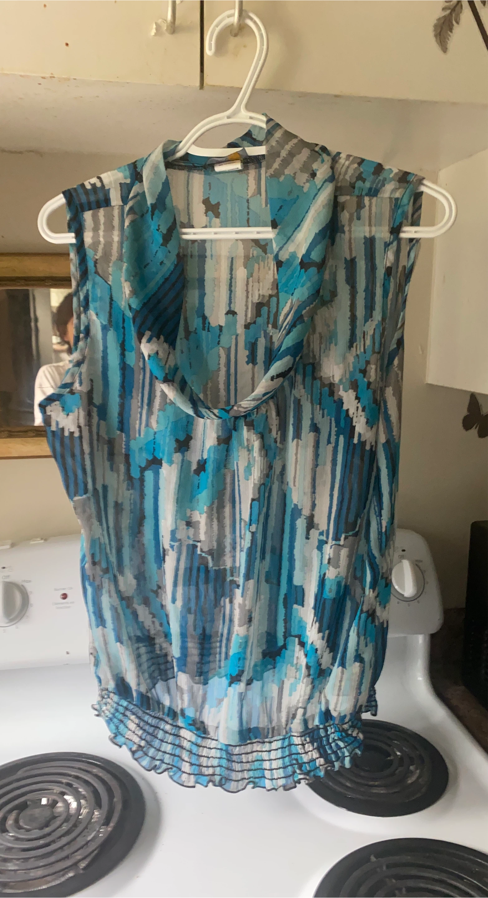 Women's Sleeveless Blouse