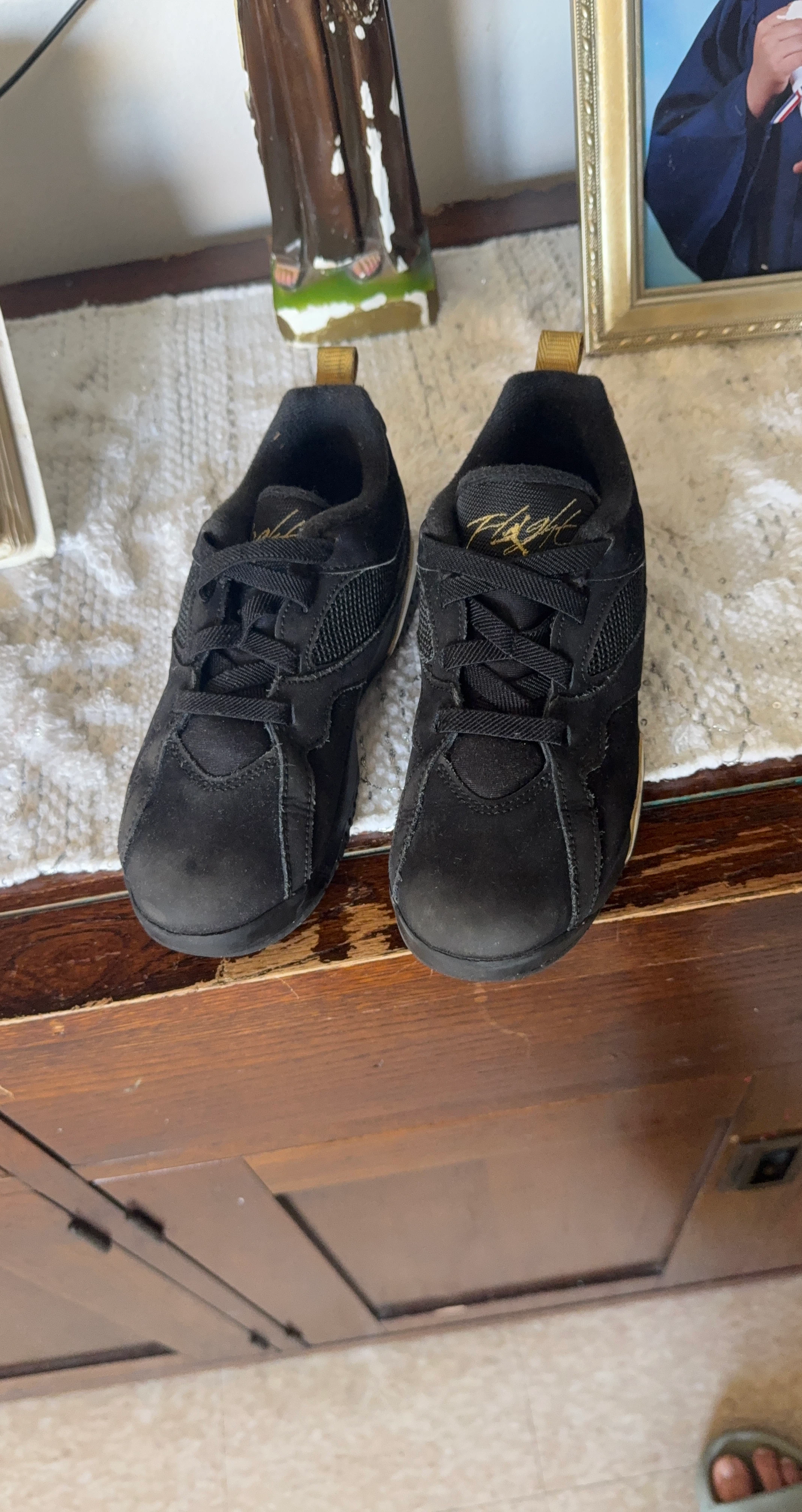 Kids' Black "Flight" Sneakers