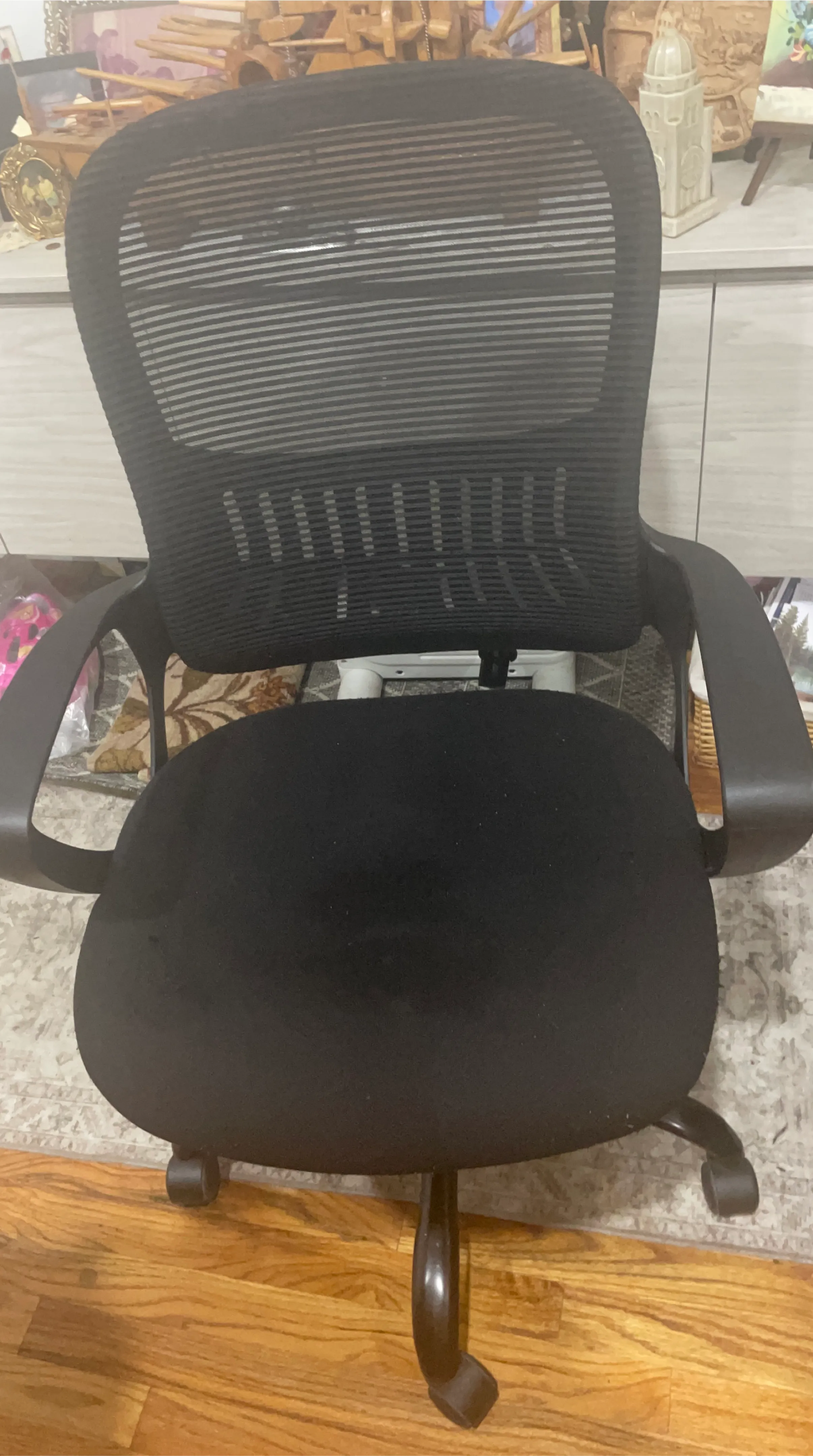 Black Mesh Office Chair in Brooklyn, NY
