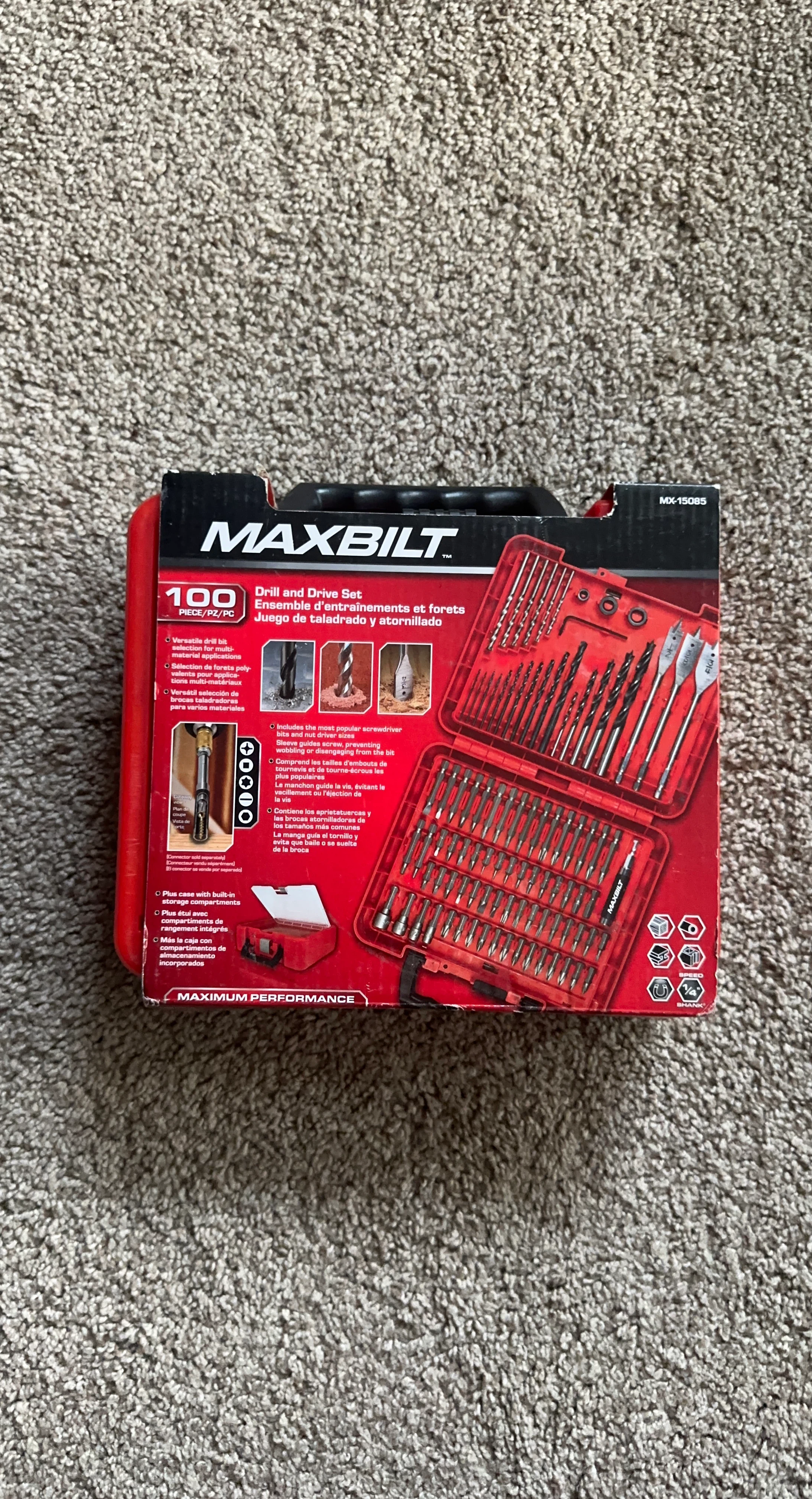 MAXBUILT 100 Piece Drill and Drive Set