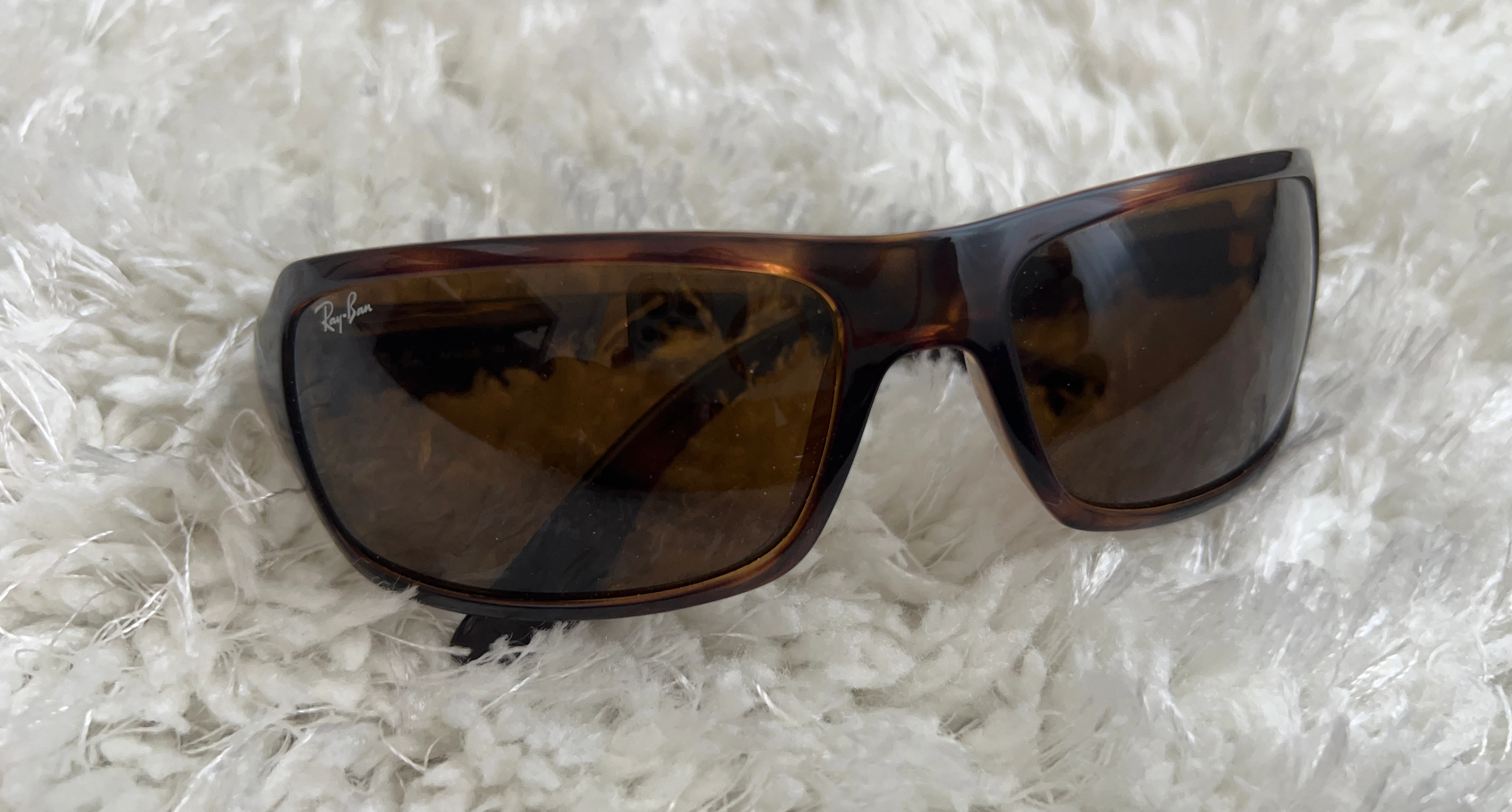Ray-Ban RB 4075 642 Sunglasses