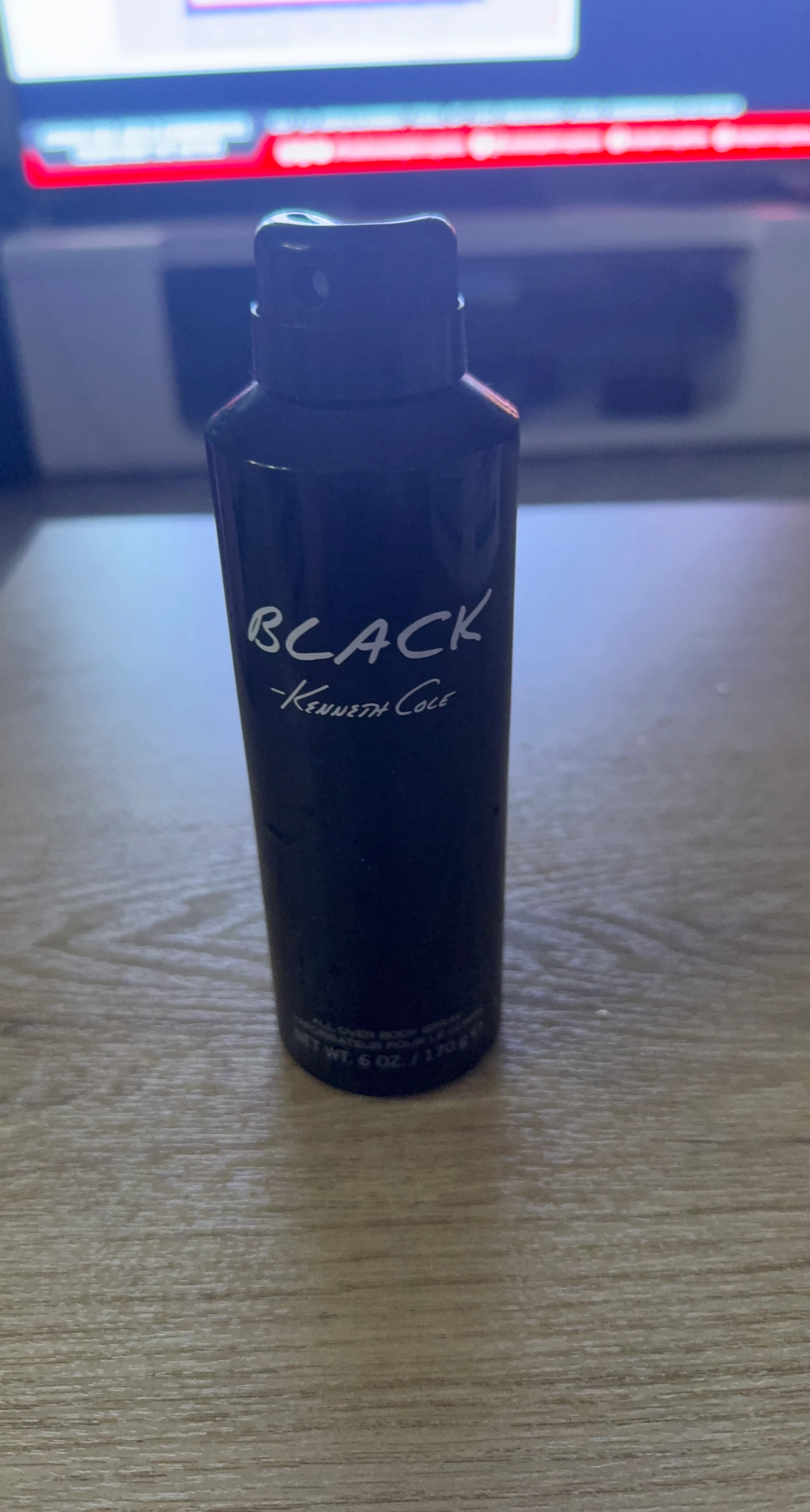 Kenneth Cole Black Body Spray 6oz