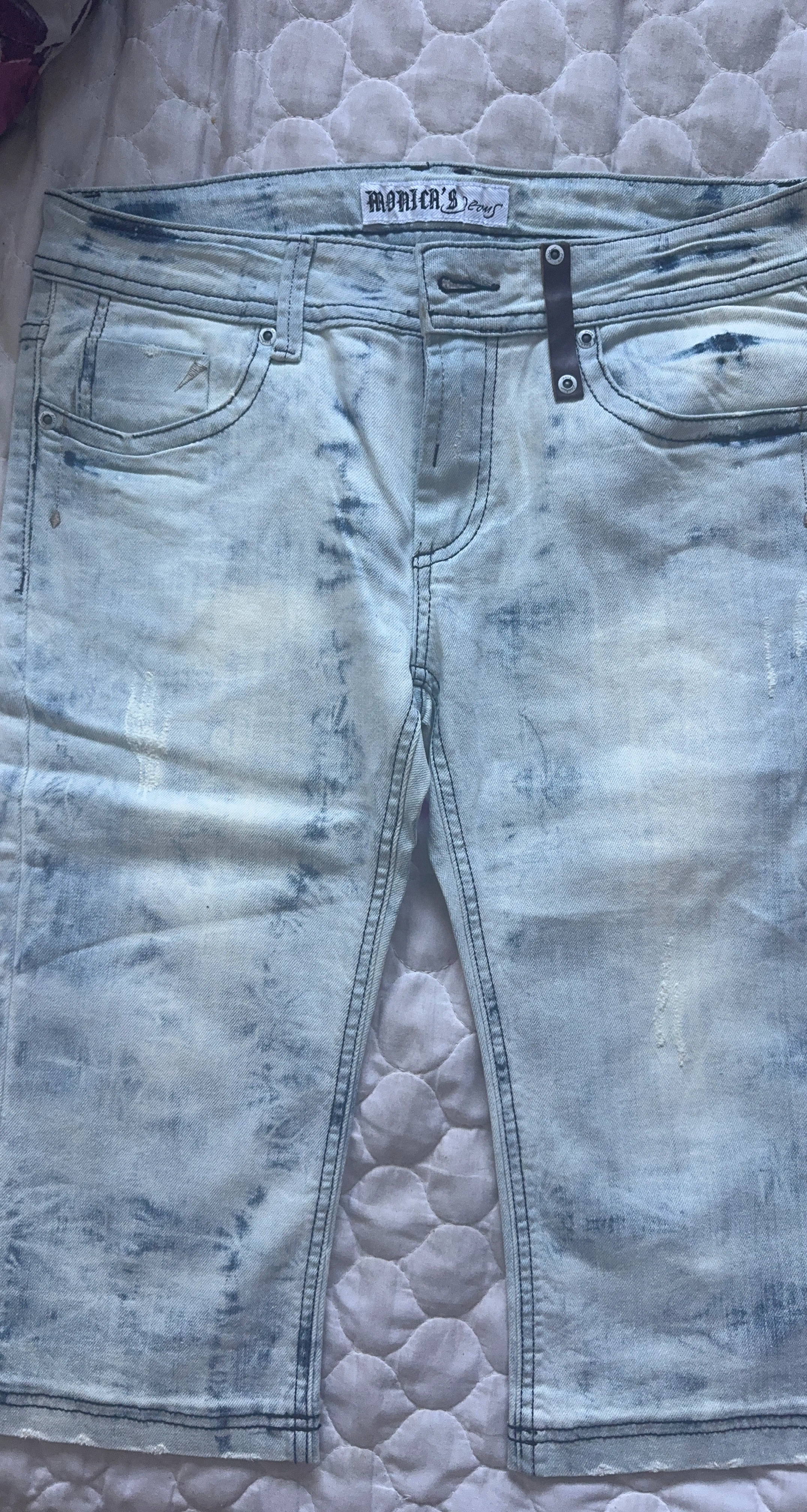 Monica's Denims Distressed Light Wash Jean Shorts Size 7
