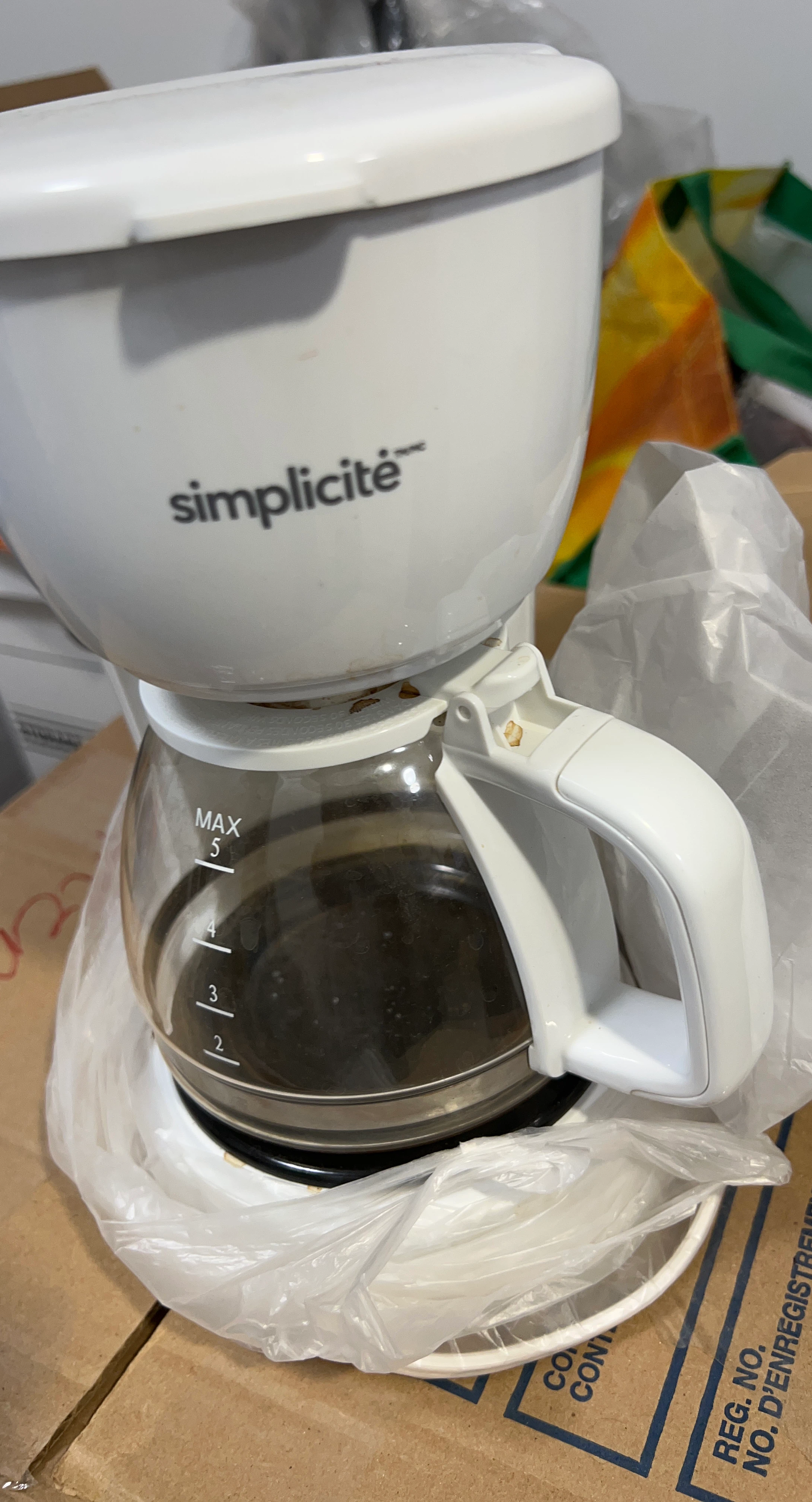 Simplicité Coffee Maker