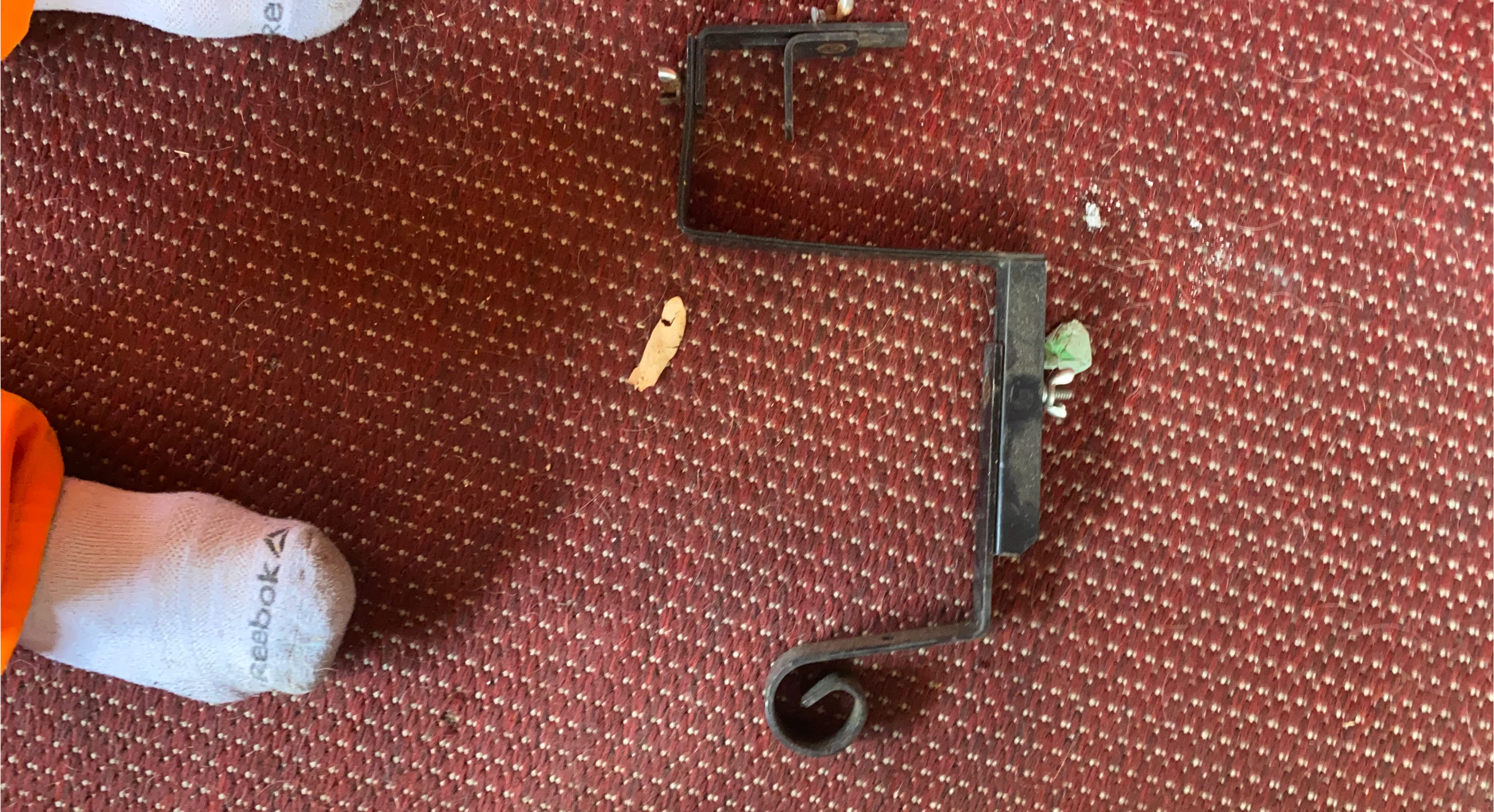 Metal Bracket with Scroll Detail