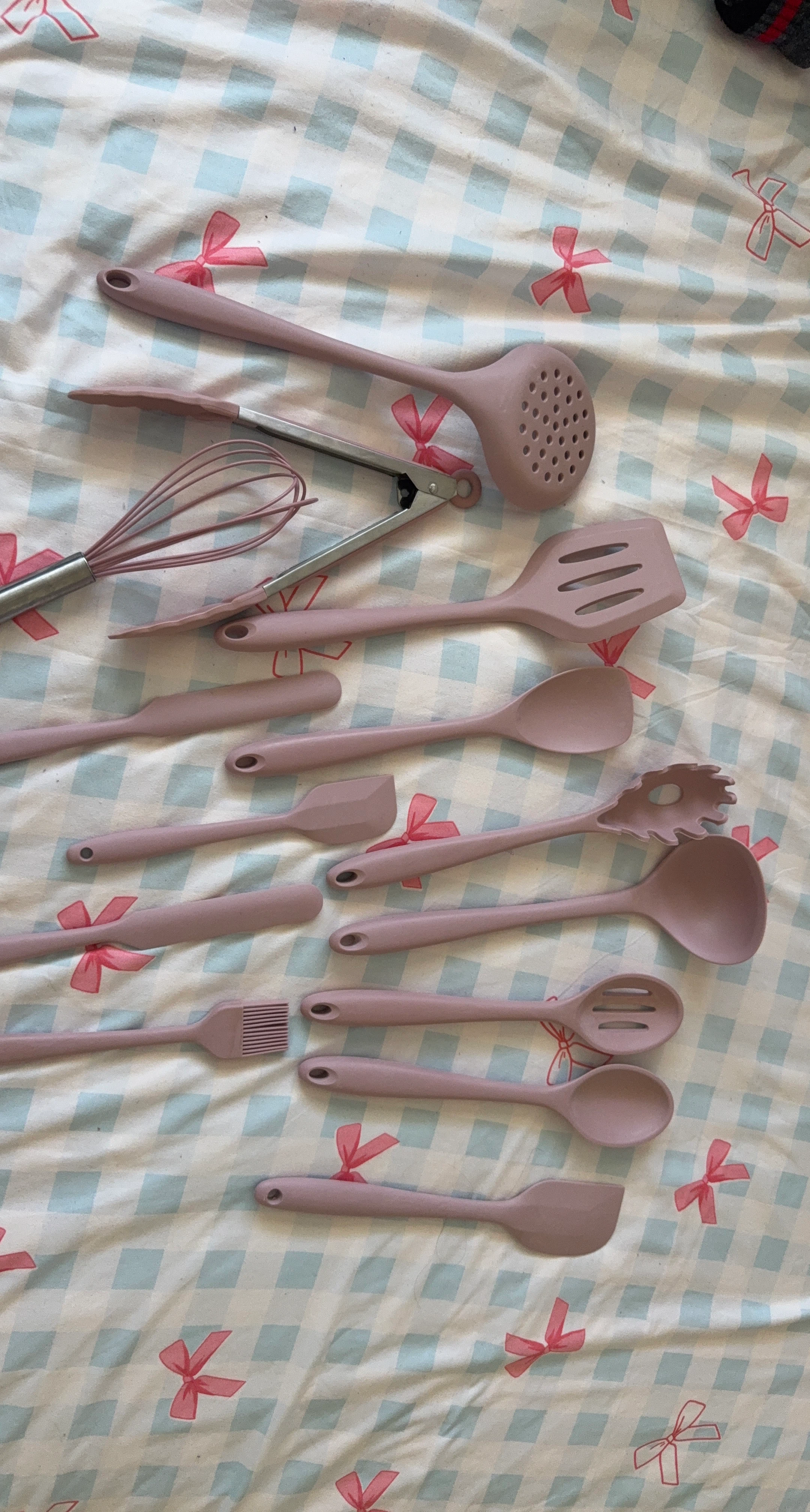 Silicone Kitchen Utensil Set (14pcs) - Pink