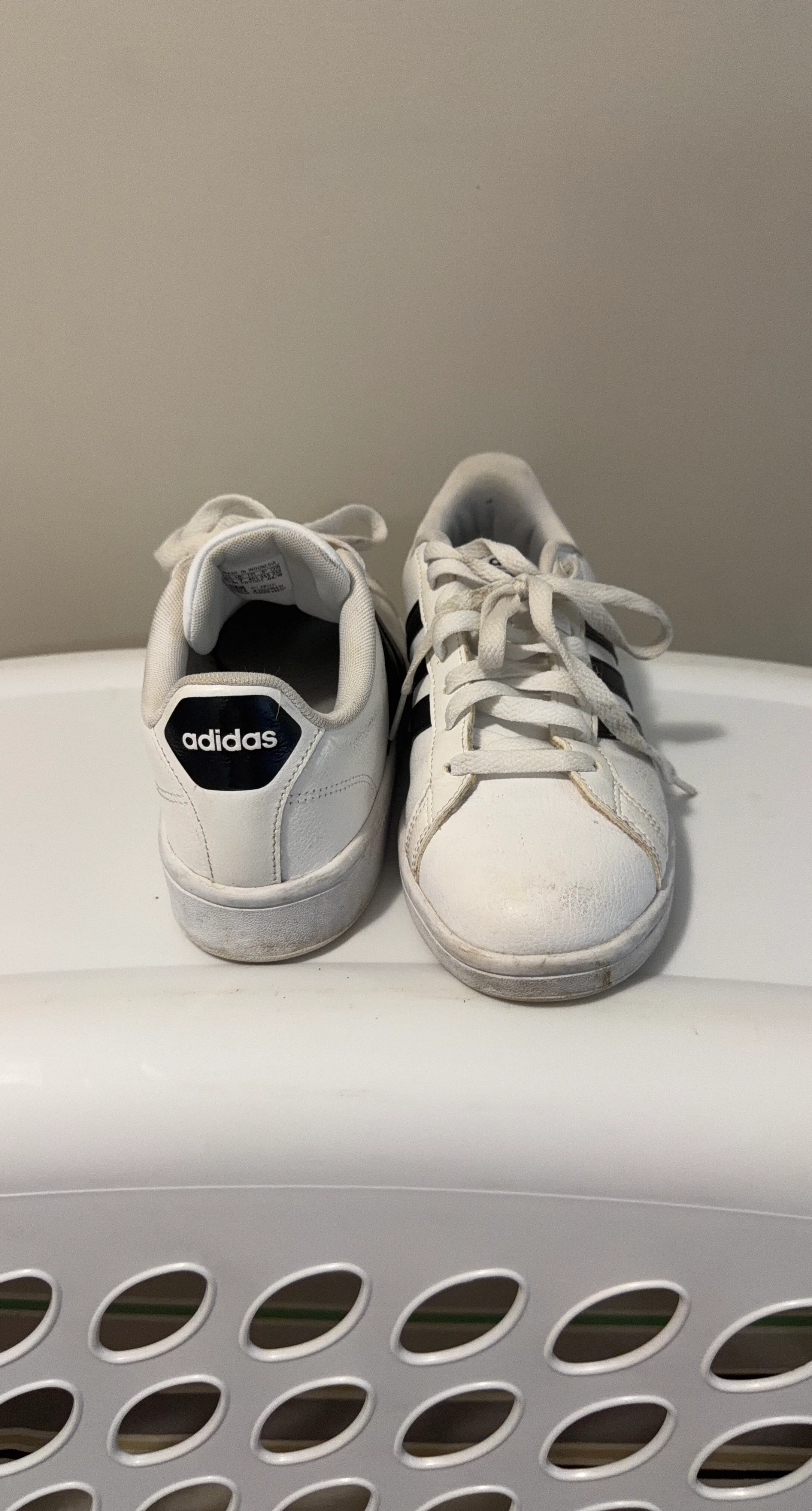 Adidas Cloudfoam Sneakers - White/Black