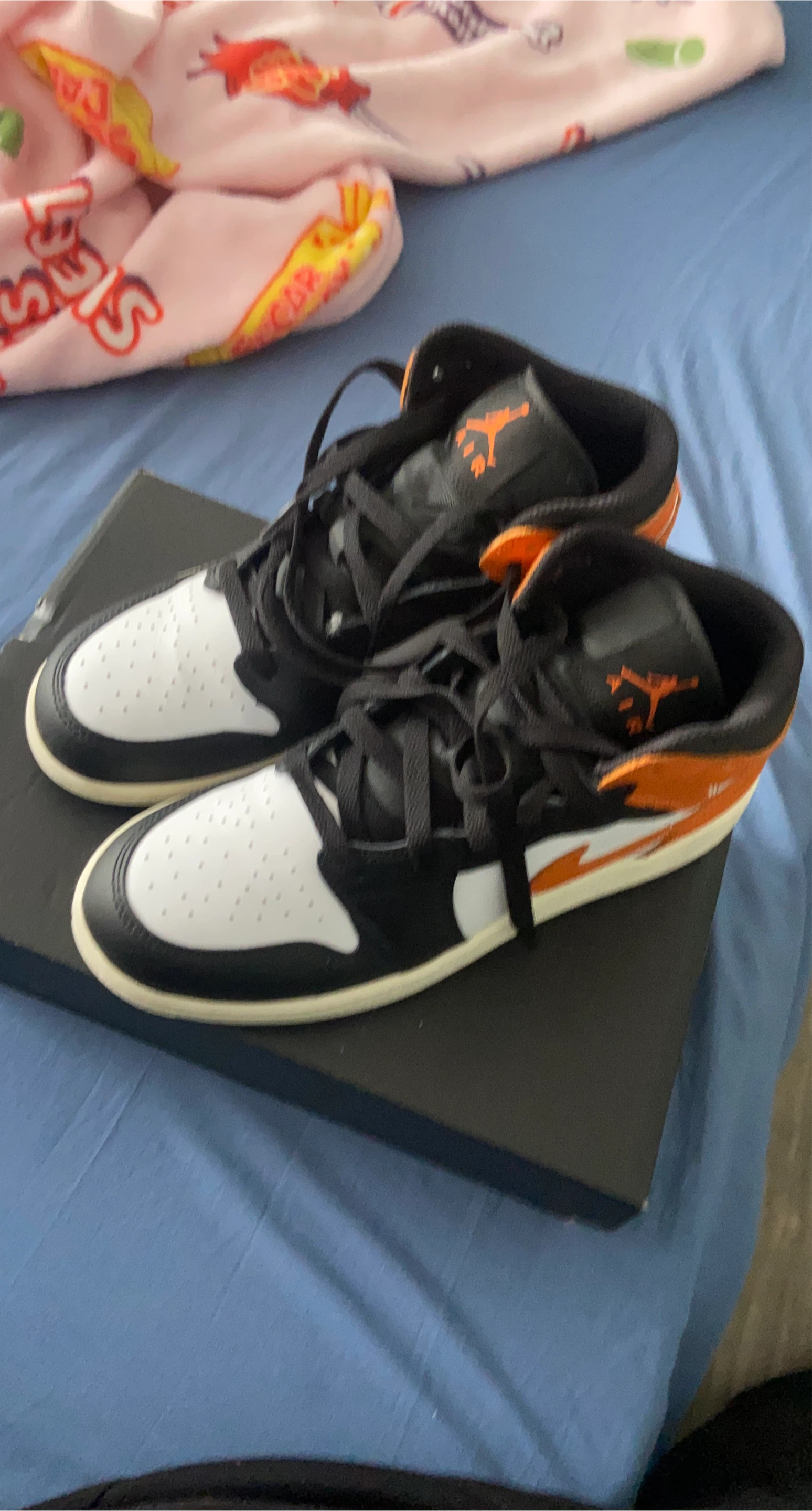 Nike Air Jordan 1 Mid Orange/Black/White