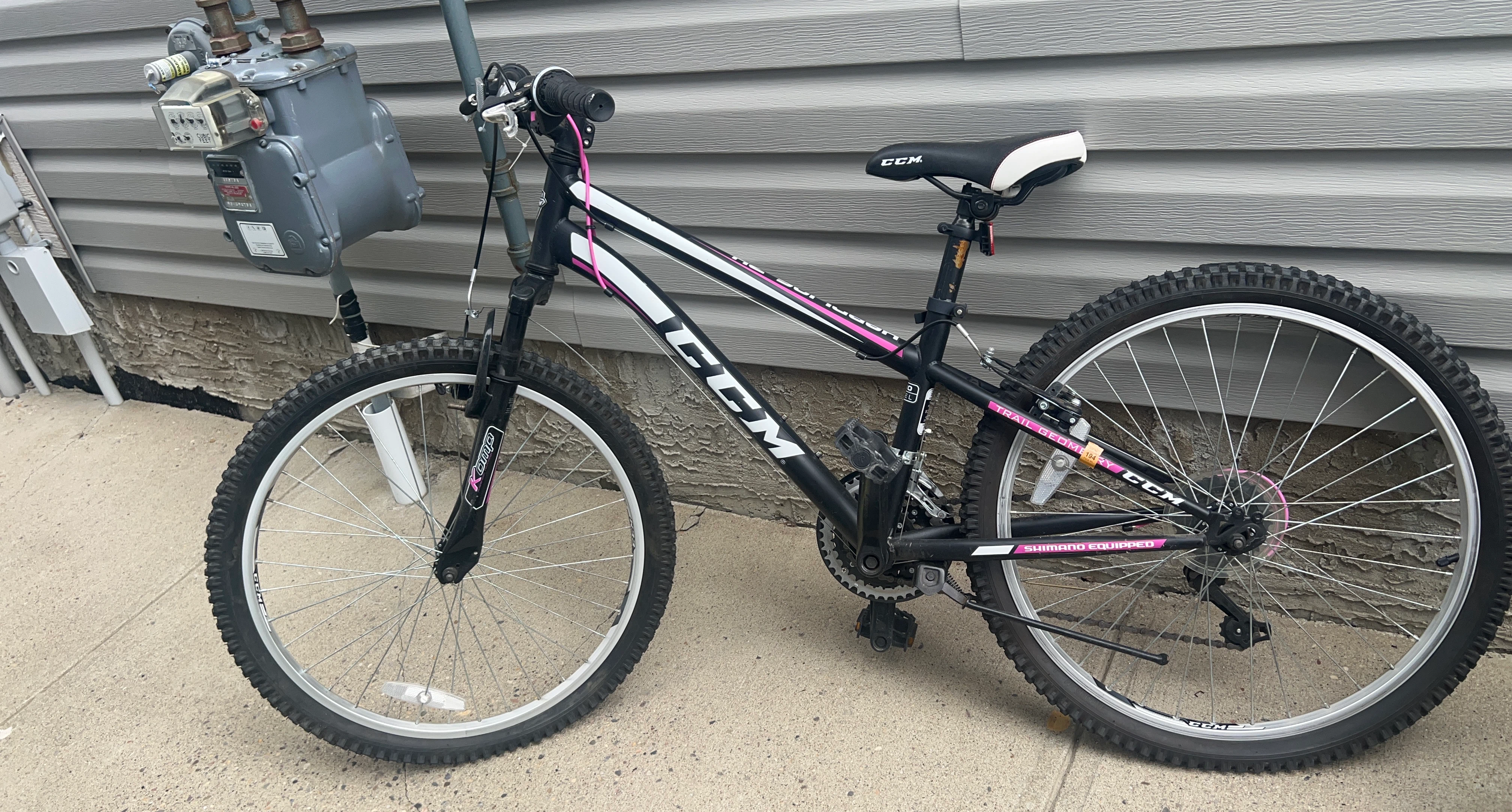 CCM Trail Geometry Bike