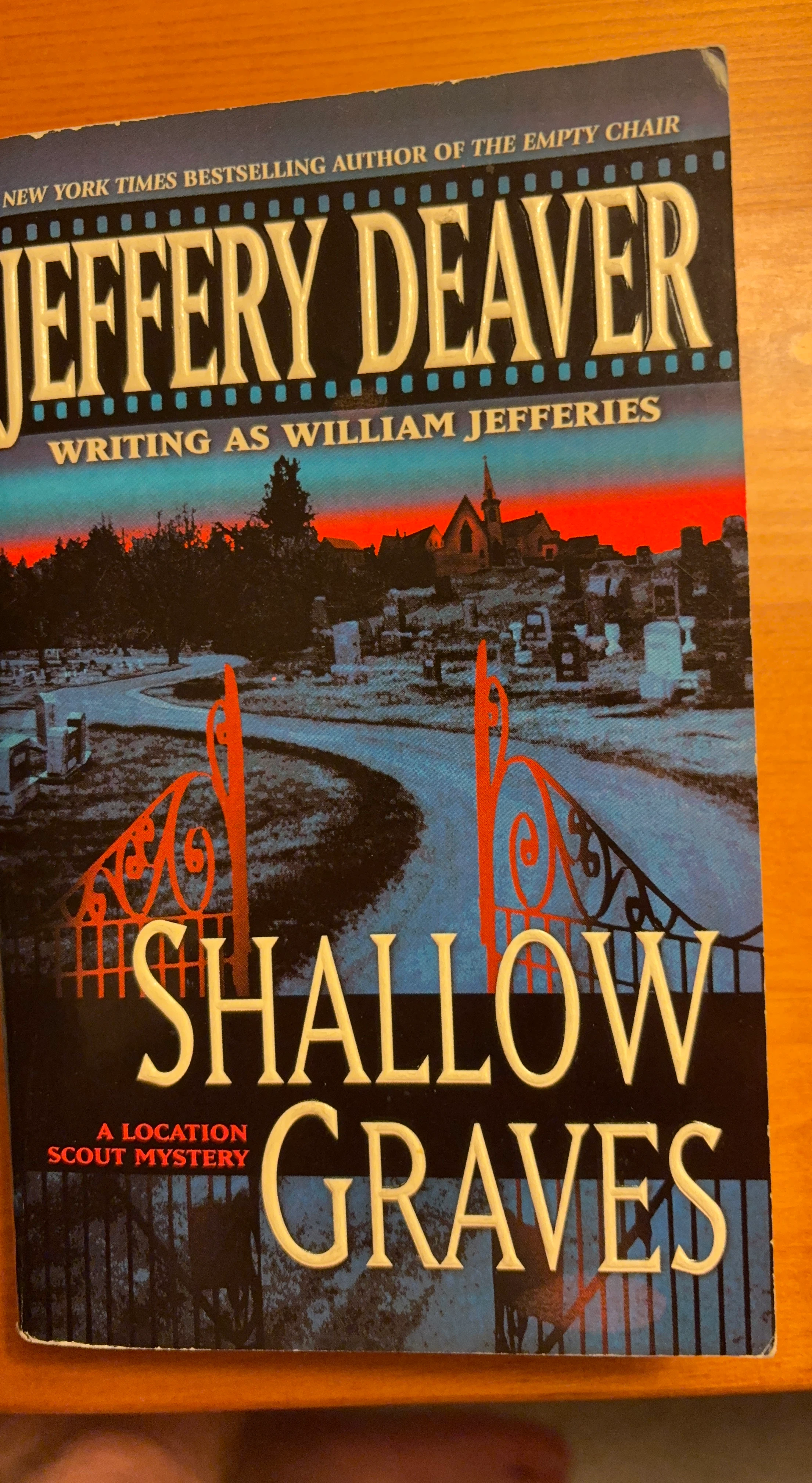 Shallow Graves by Jeffery Deaver - Thriller Novel