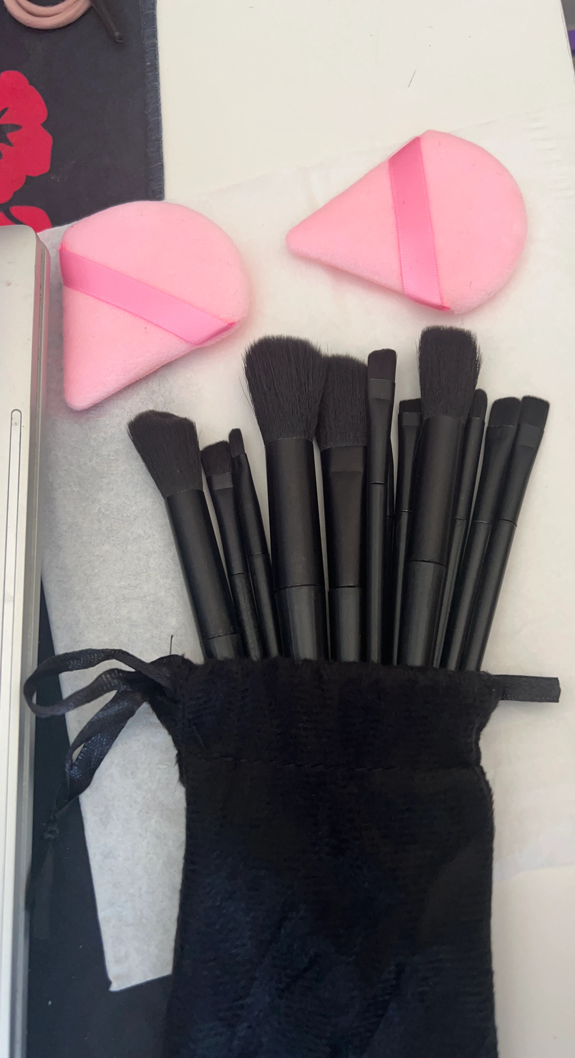 12pcs Makeup Brush Set with Sponges
