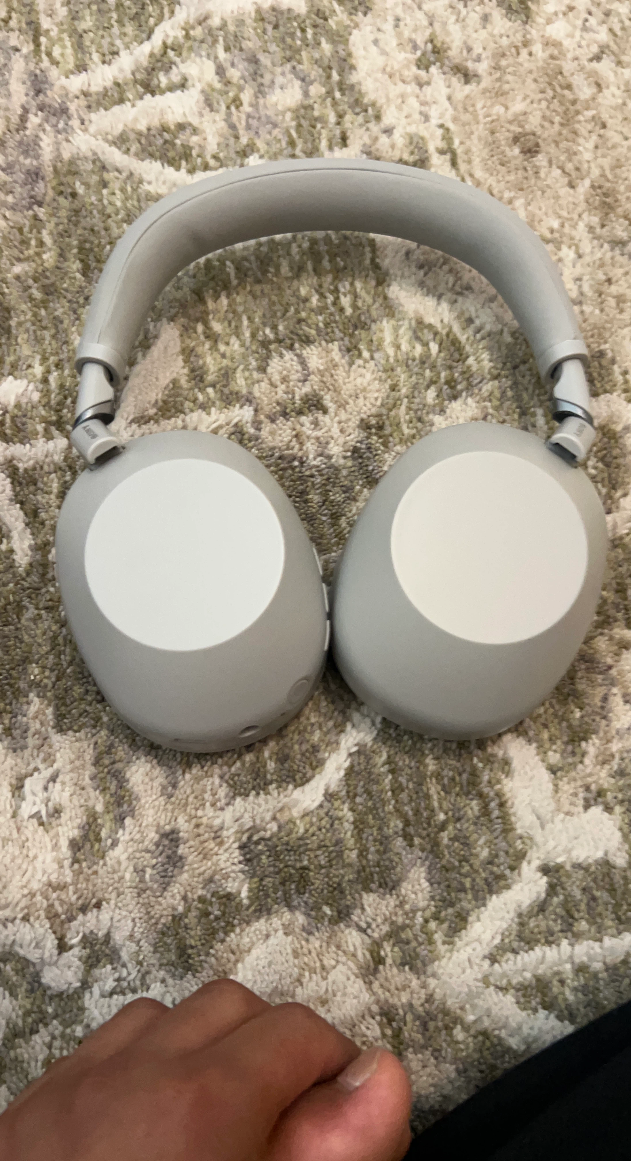Sony WH-1000XM4 Wireless Noise Cancelling Headphones - Silver
