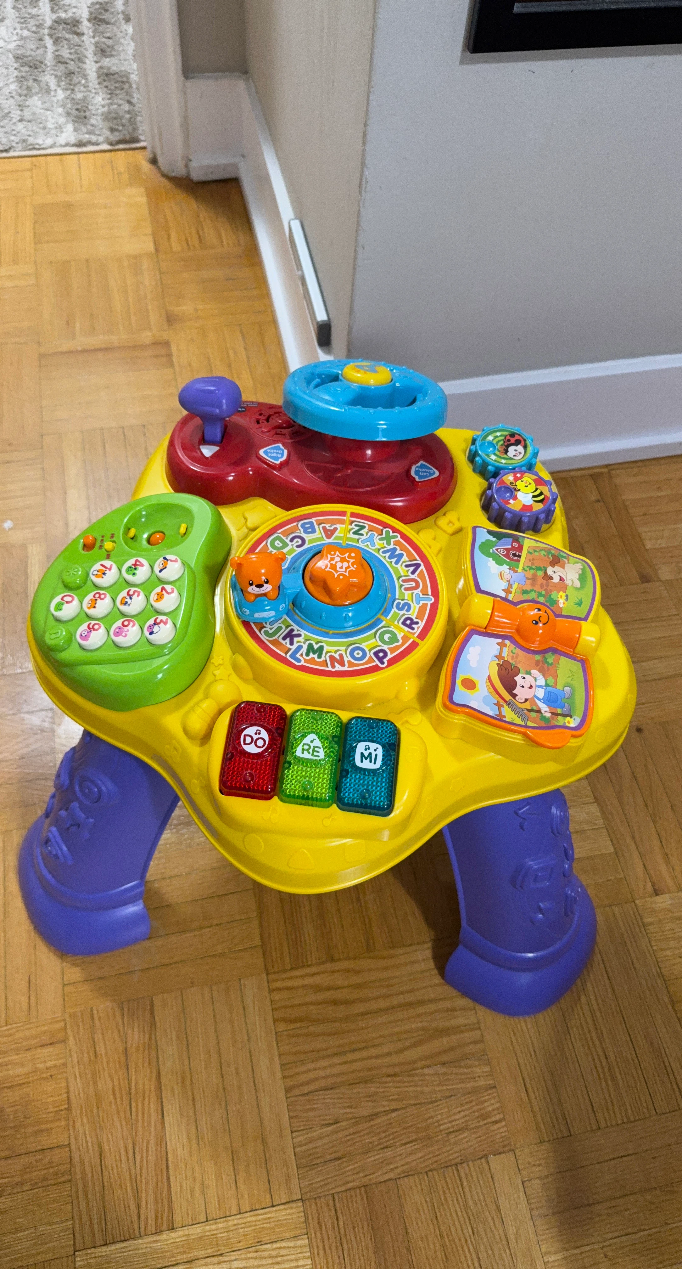 VTech Magic Star Learning Table