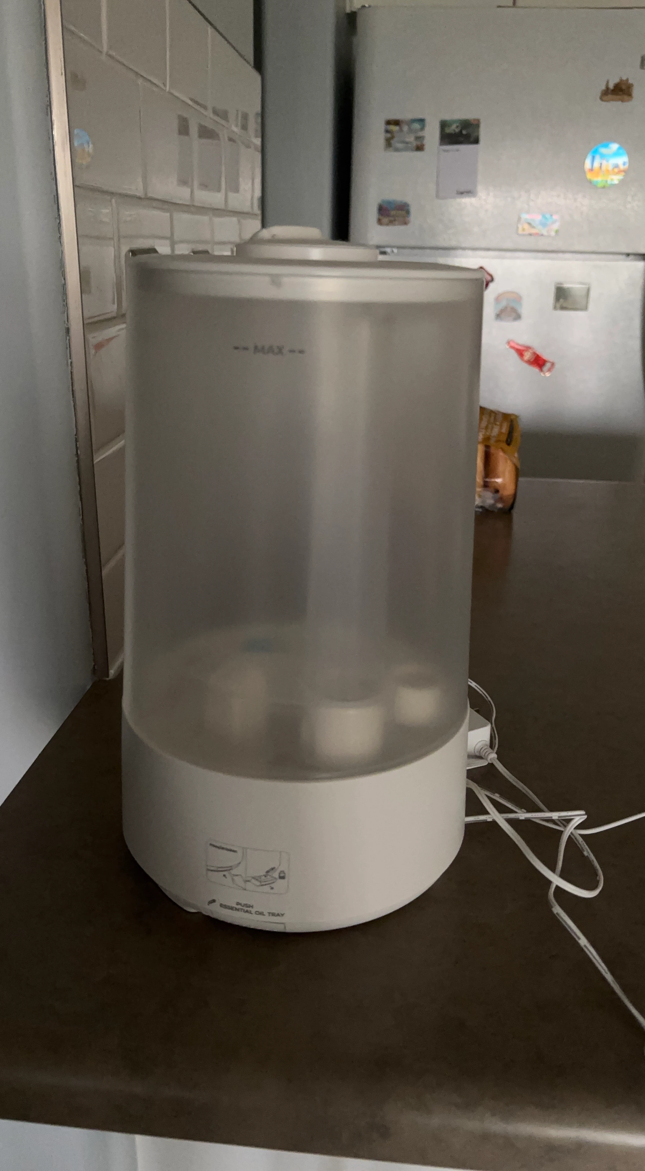 White Humidifier with Essential Oil Tray